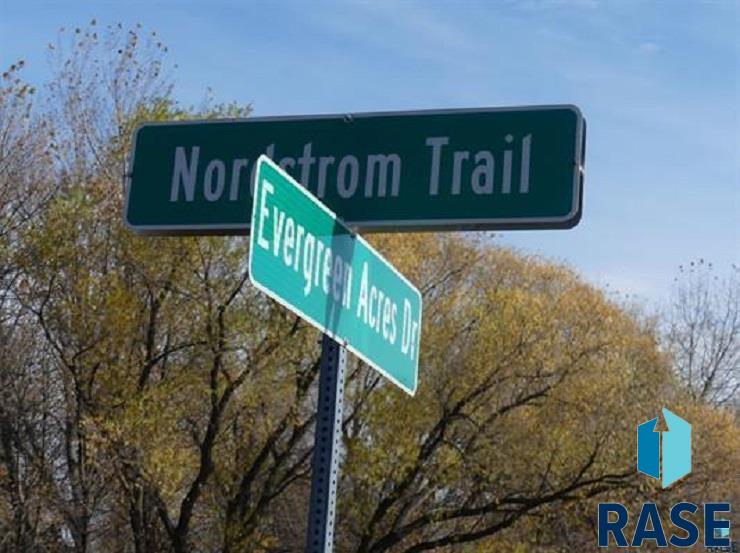 6460 Nordstrom Trl Trail, Madison, South Dakota image 4