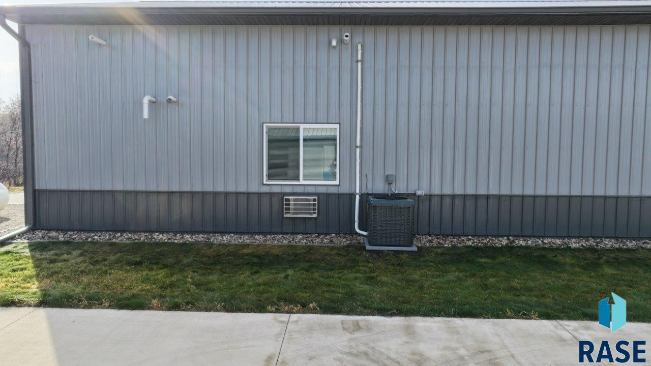 6460 Nordstrom Trl Trail, Madison, South Dakota image 33