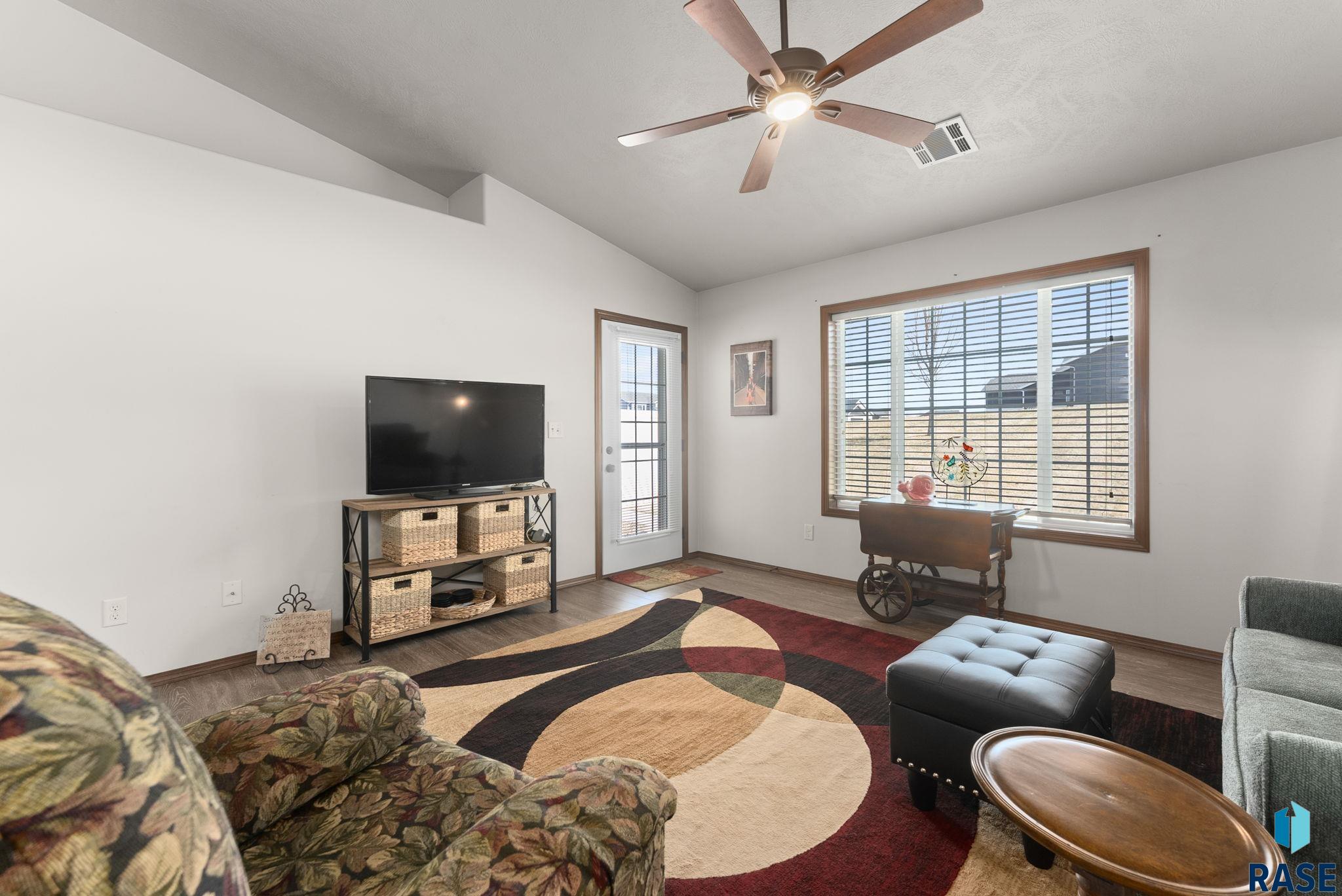 1000 N Crestfield Pl Place, Sioux Falls, New Jersey image 23