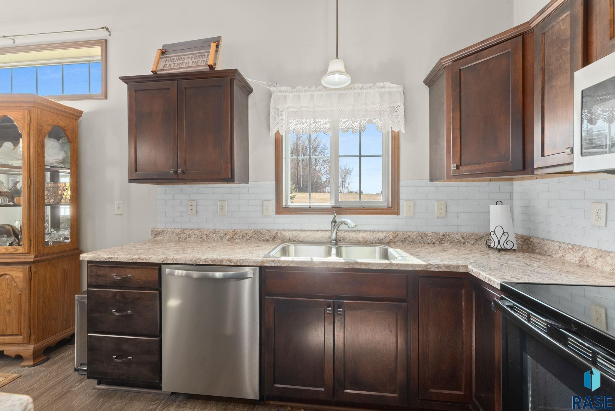 1000 N Crestfield Pl Place, Sioux Falls, New Jersey image 20