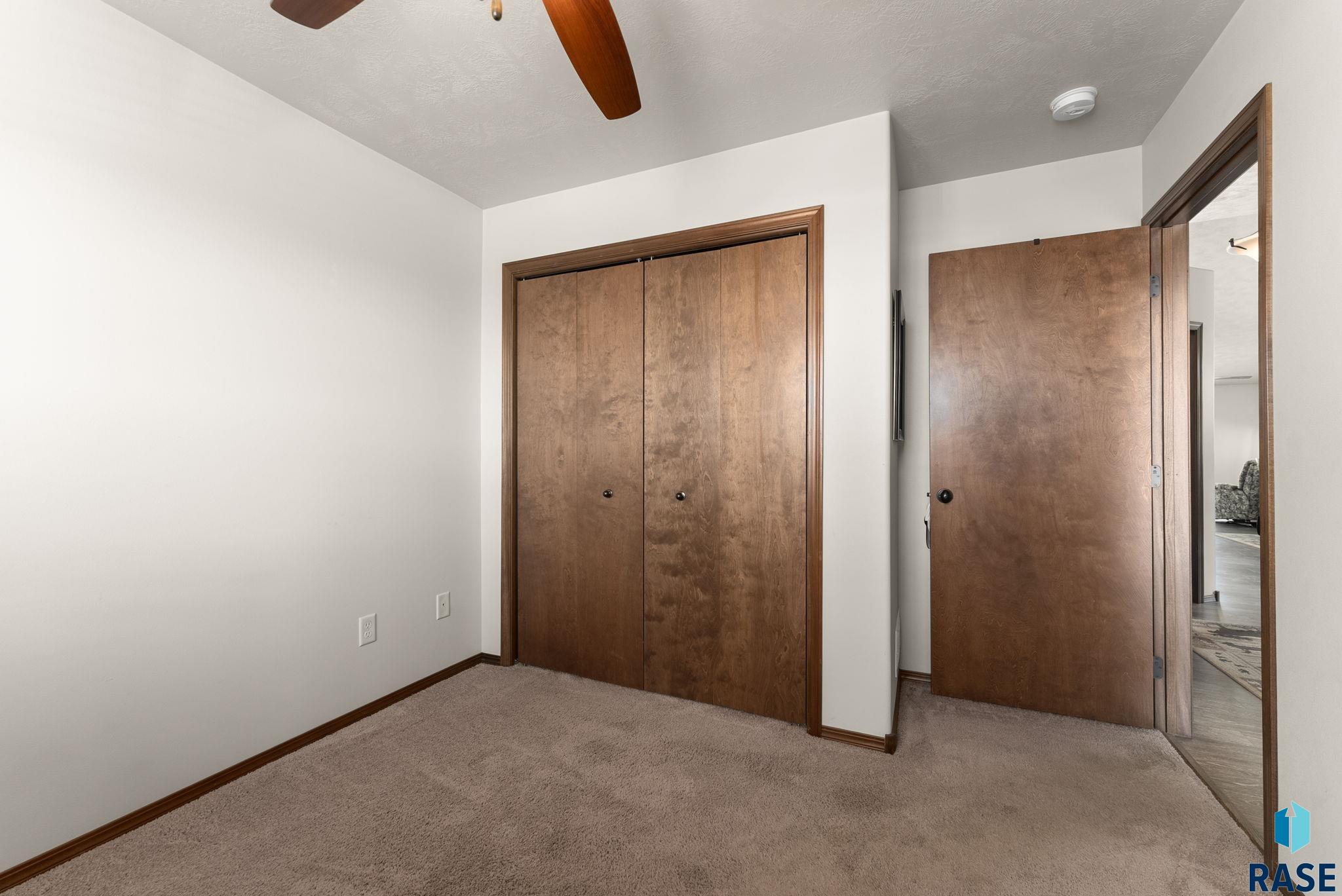 1000 N Crestfield Pl Place, Sioux Falls, New Jersey image 28