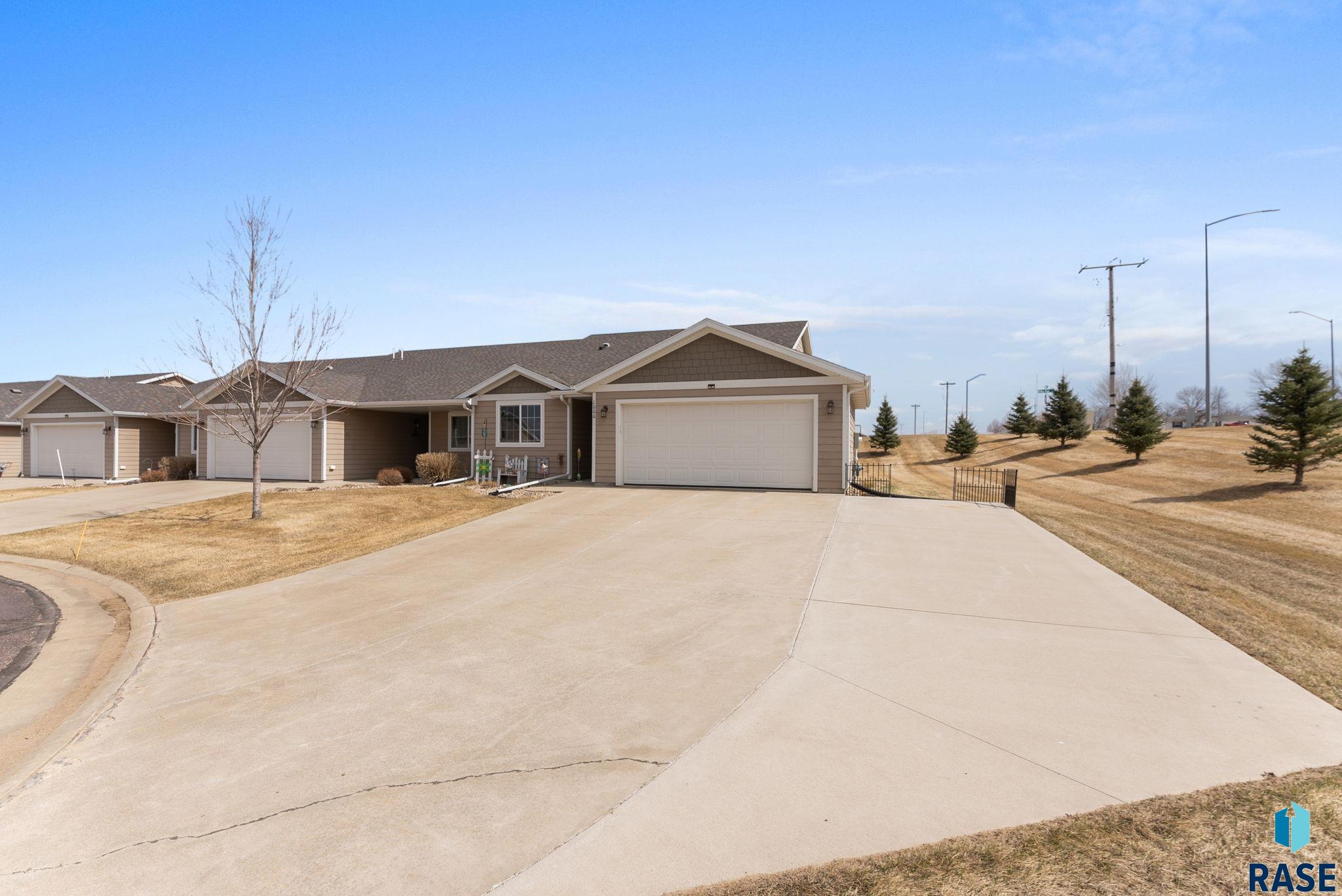 1000 N Crestfield Pl Place, Sioux Falls, New Jersey image 2