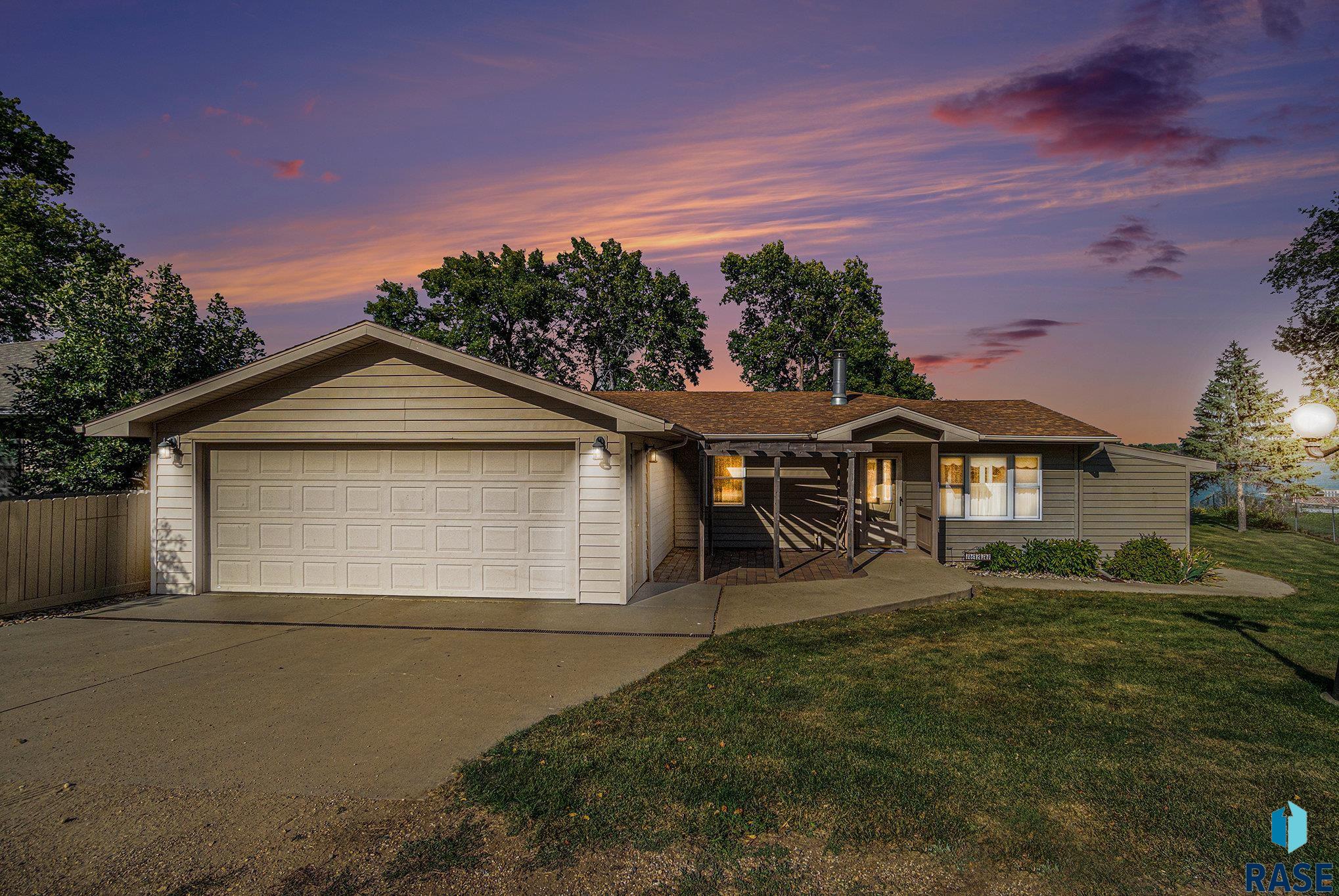 46254 W Shore Pl Place, Hartford, South Dakota image 1