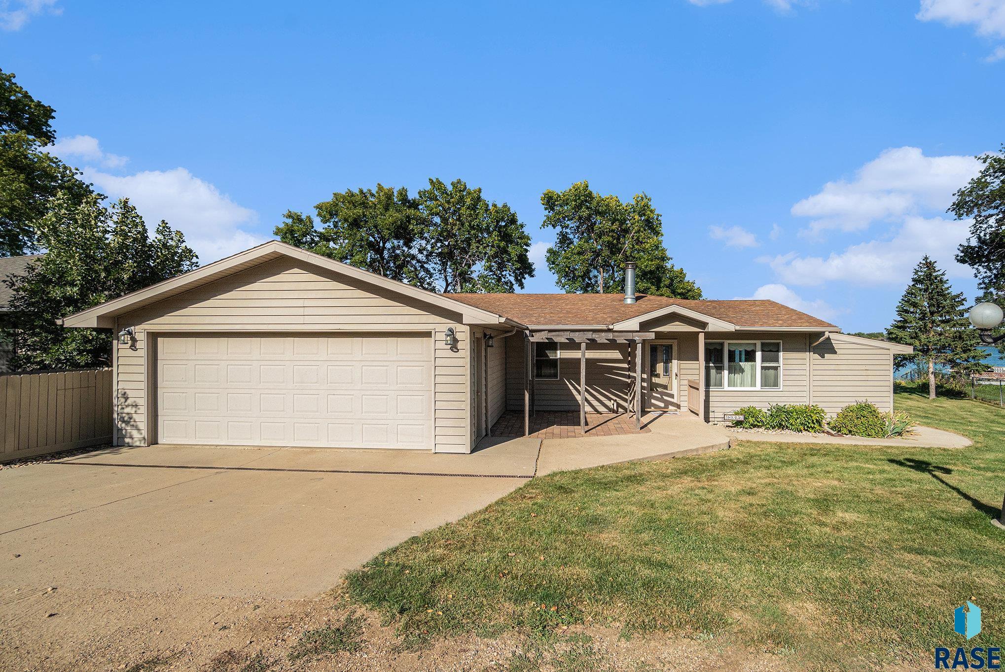 46254 W Shore Pl Place, Hartford, South Dakota image 2