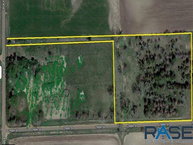 Photo 1 of 5 — 290th St, Viborg, SD 57070