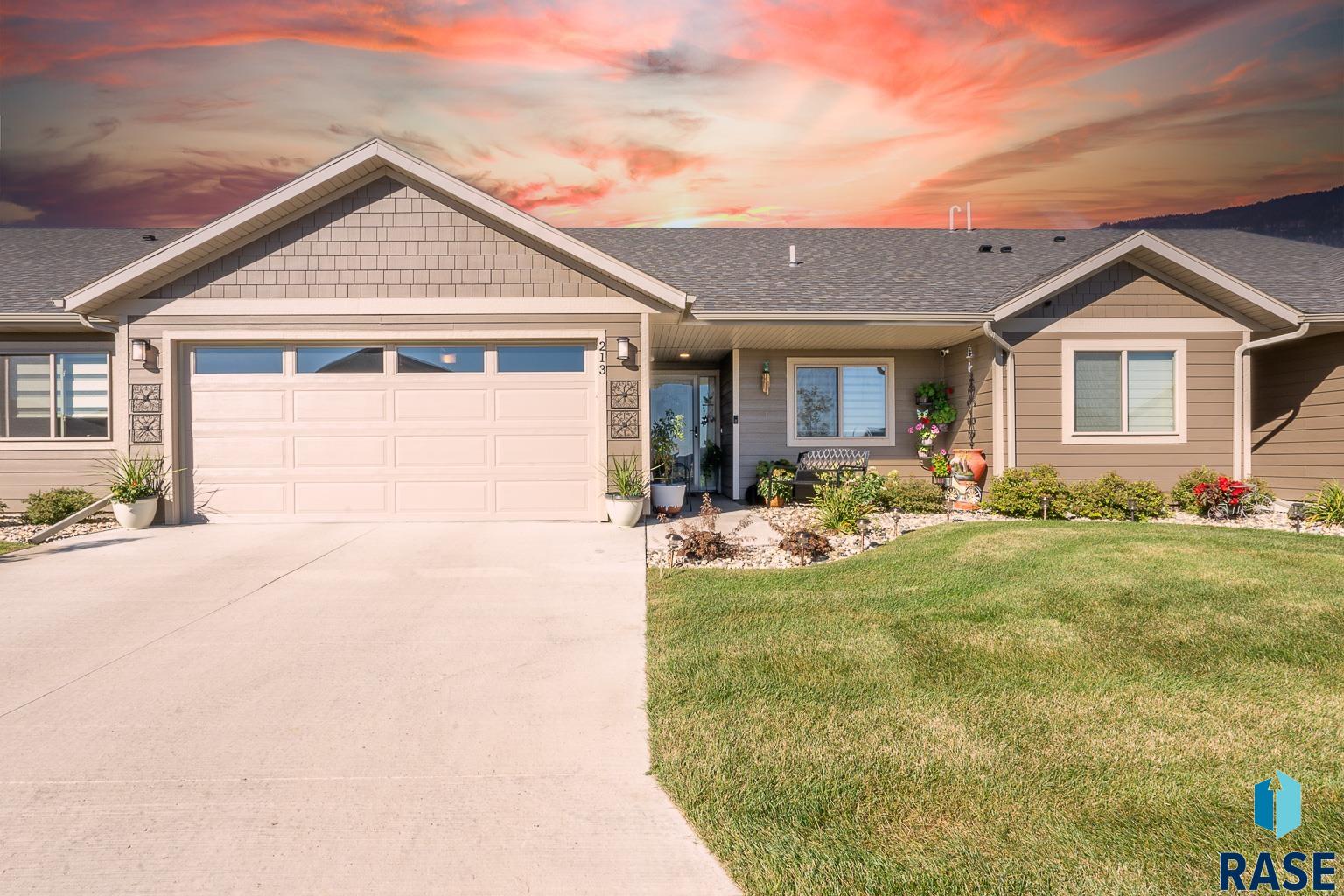 213 Brookside Pl Place, Harrisburg, South Dakota image 1