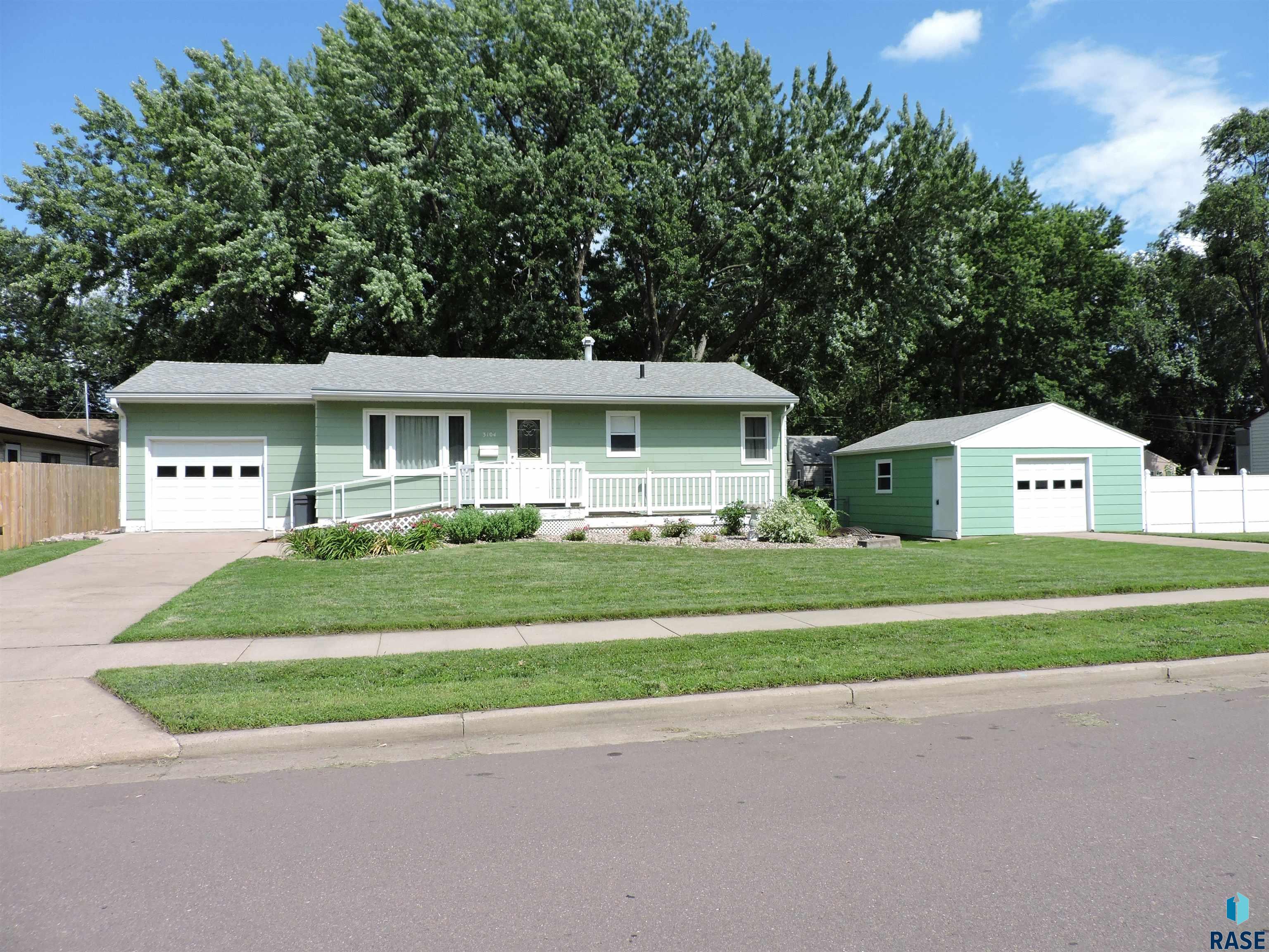 3104 S Prairie Ave Avenue, Sioux Falls, South Dakota image 2