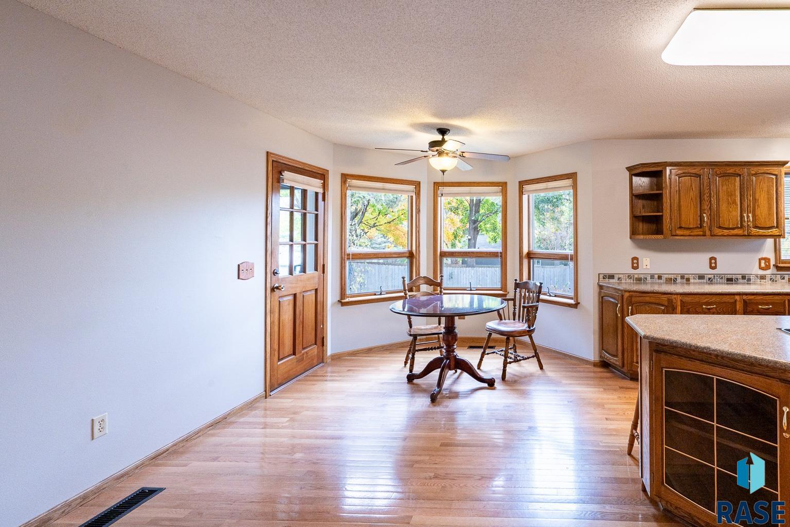 2705 W Wood Dr Drive, Sioux Falls, South Dakota image 13