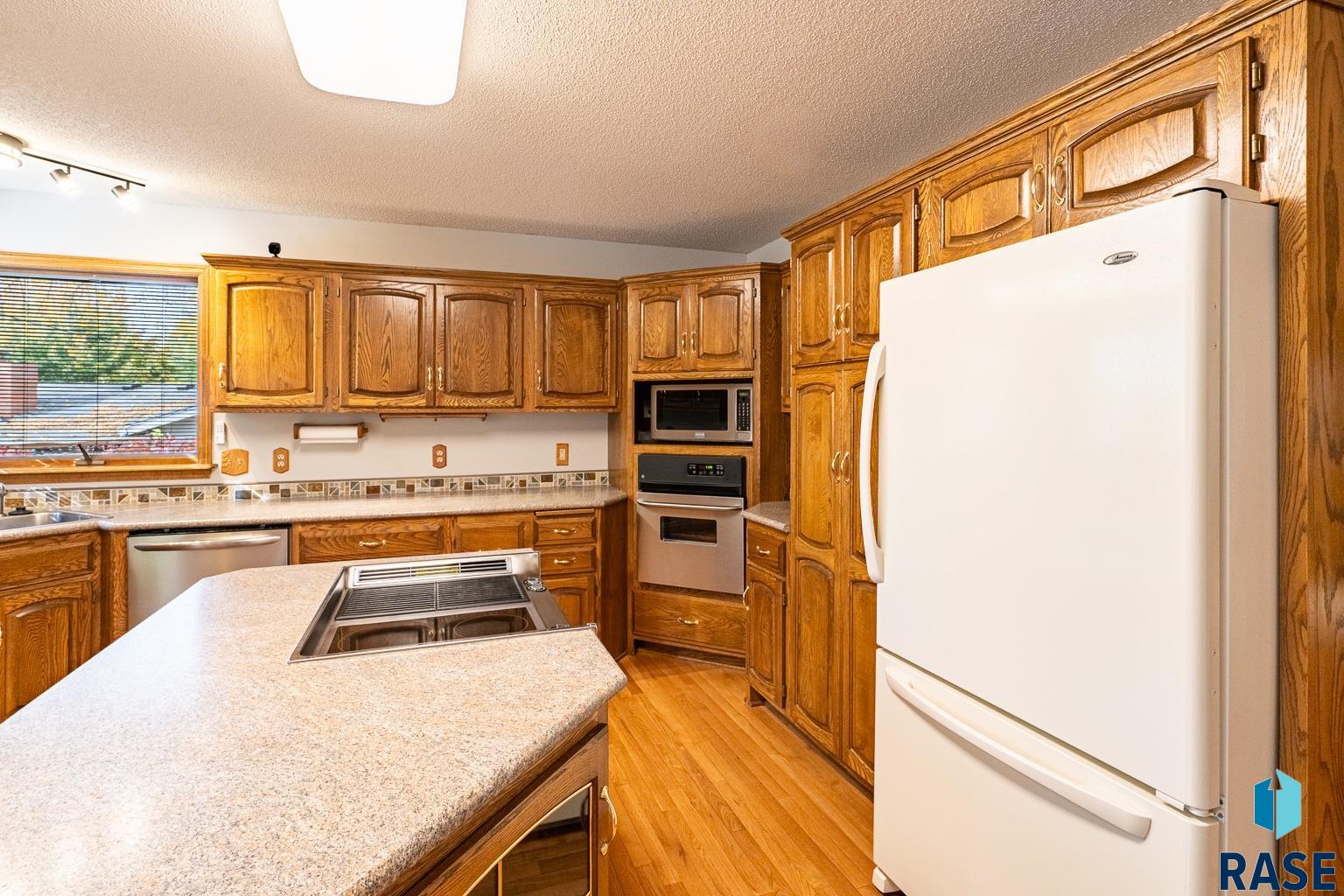 2705 W Wood Dr Drive, Sioux Falls, South Dakota image 16