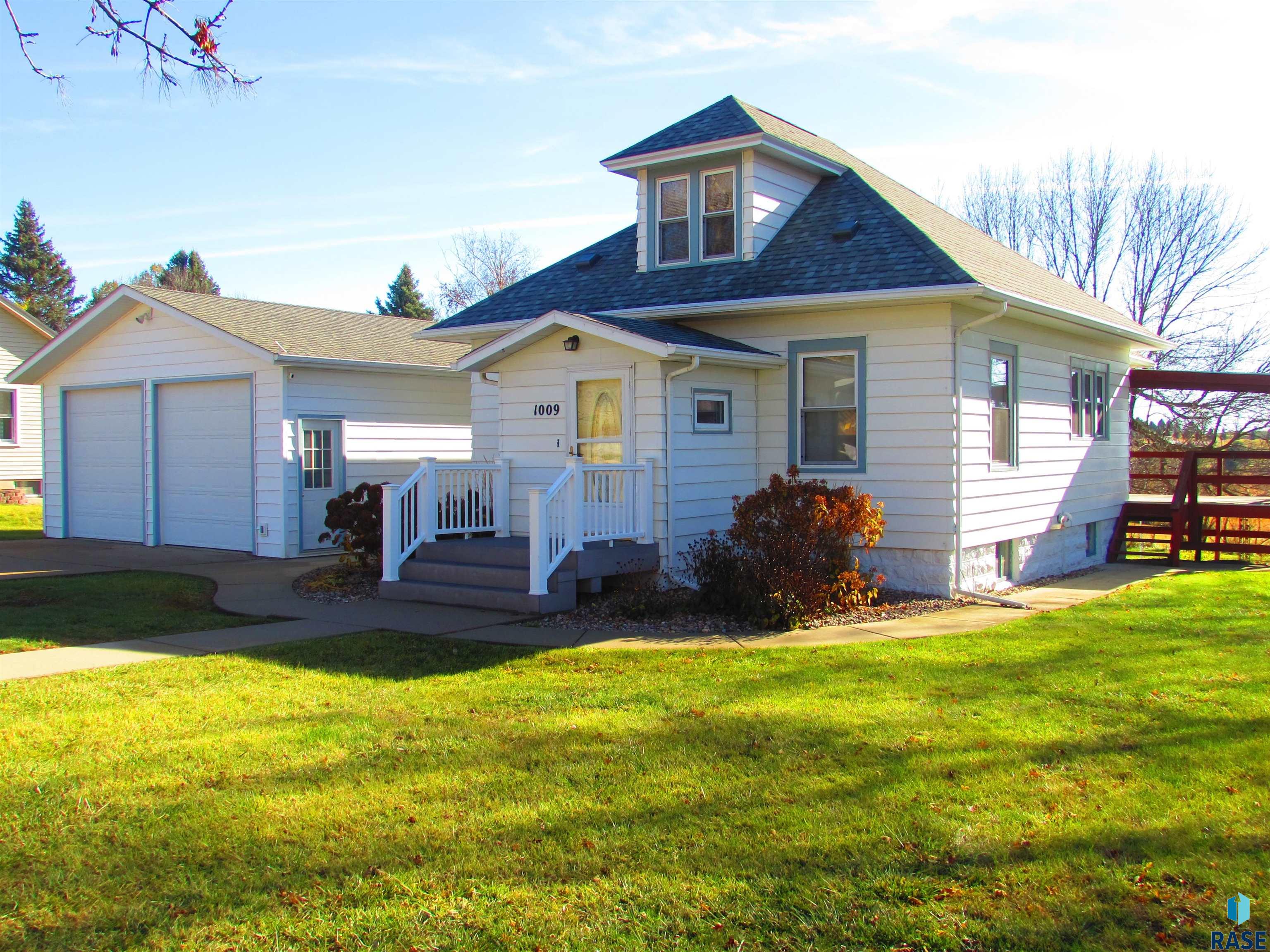 1009 3rd St Street #106, Garretson, South Dakota image 2