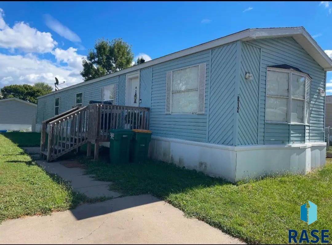 812 N Teal Pl Place, Sioux Falls, New Jersey image 1