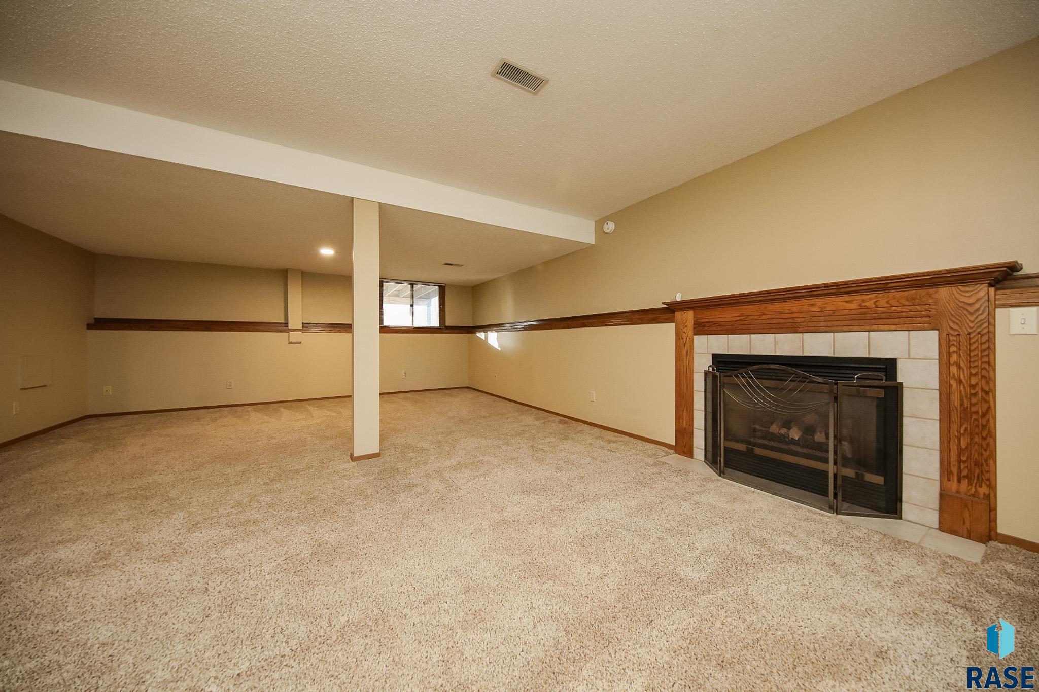 2212 S Melanie Ln Lane, Sioux Falls, New Jersey image 18