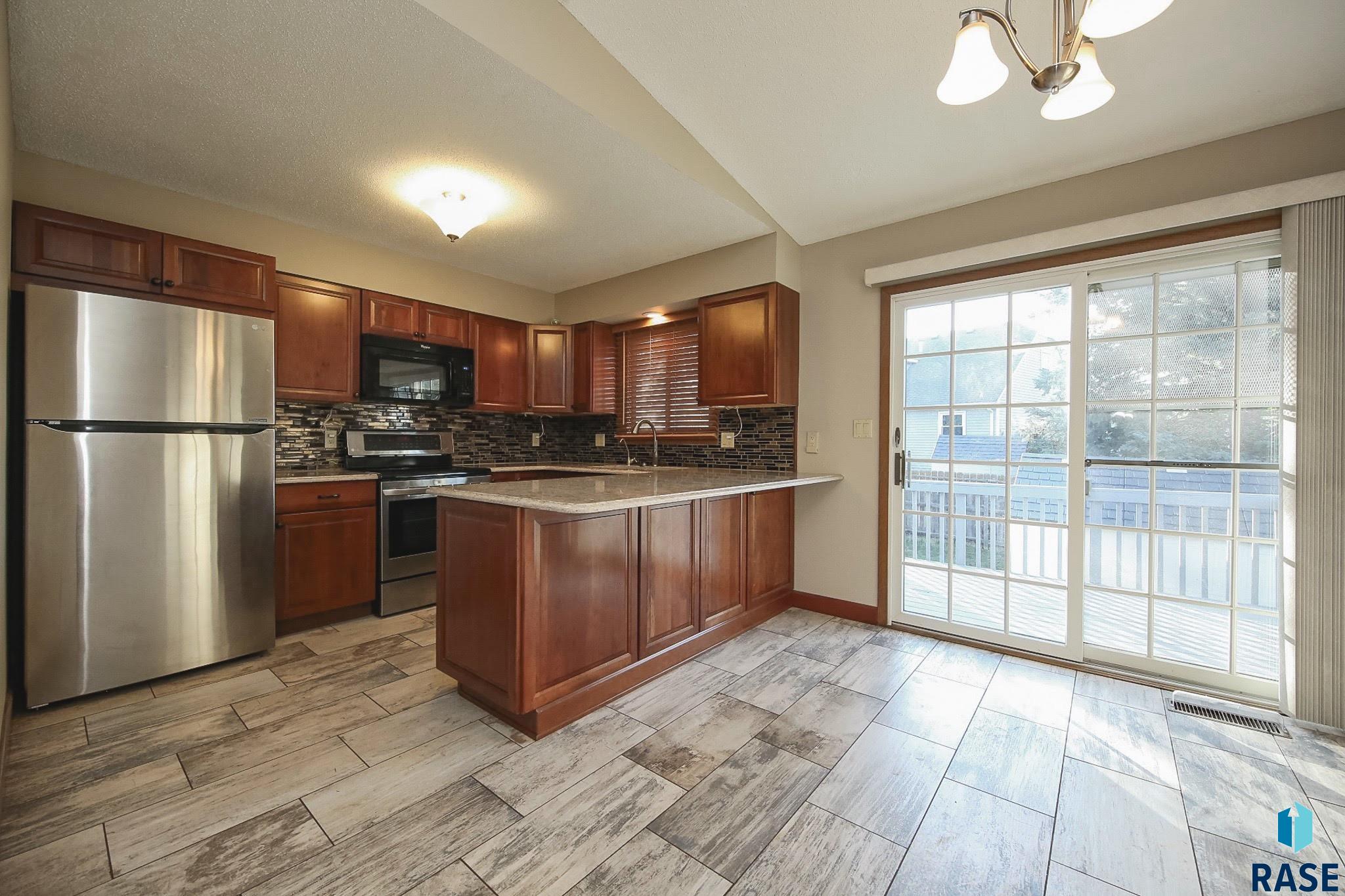 2212 S Melanie Ln Lane, Sioux Falls, New Jersey image 9