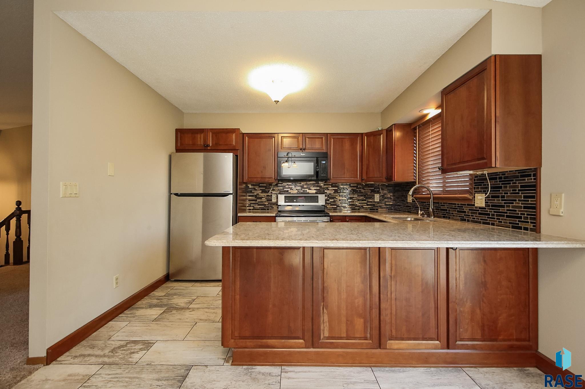 2212 S Melanie Ln Lane, Sioux Falls, New Jersey image 10