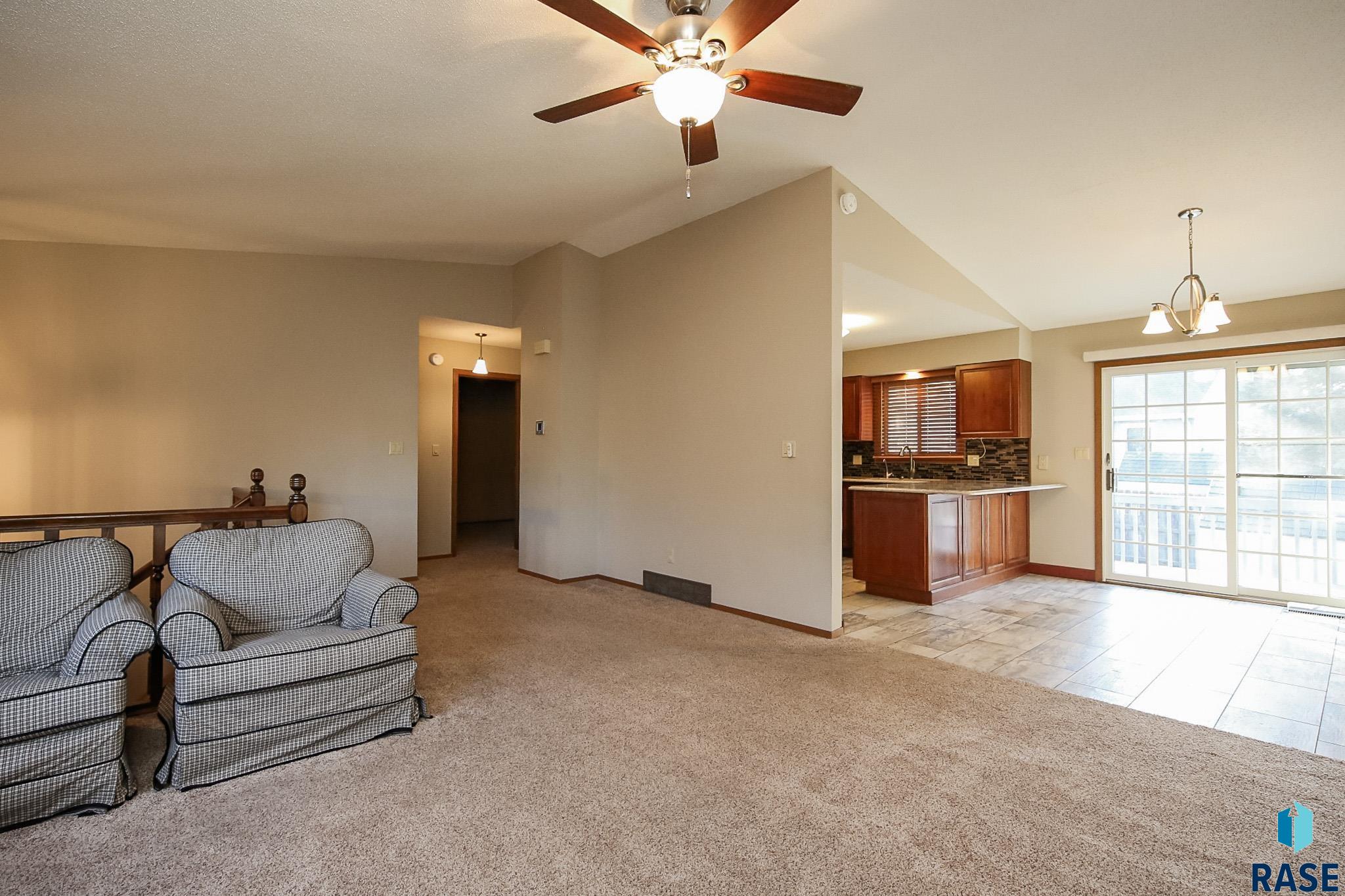 2212 S Melanie Ln Lane, Sioux Falls, New Jersey image 5