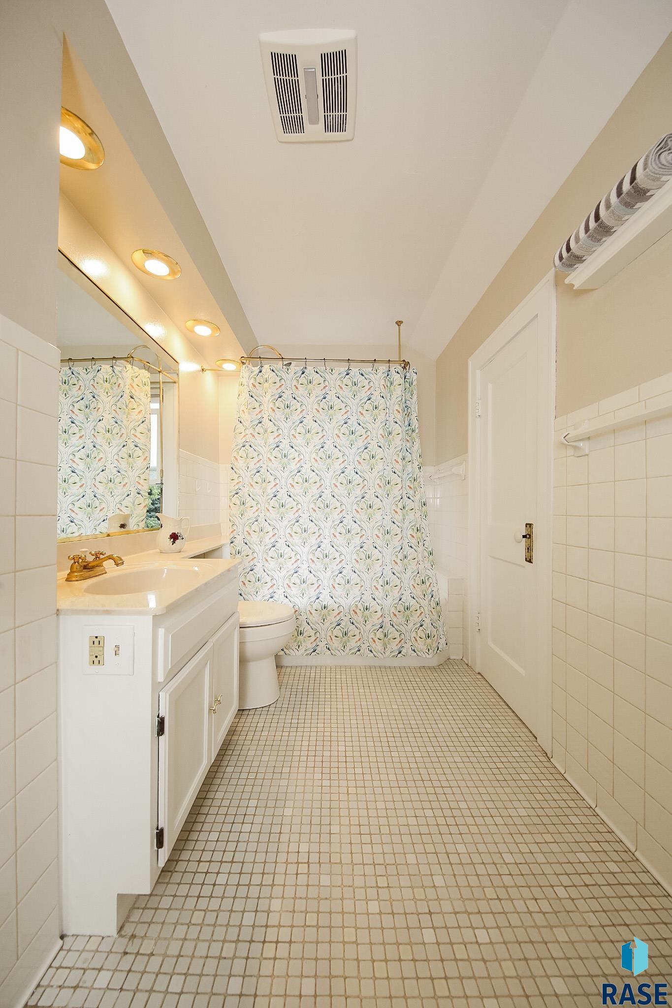 823 S 2nd Ave Avenue, Sioux Falls, New Jersey image 19