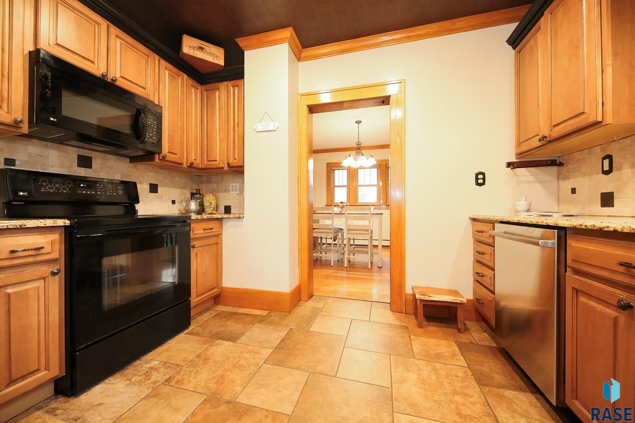 823 S 2nd Ave Avenue, Sioux Falls, New Jersey image 17