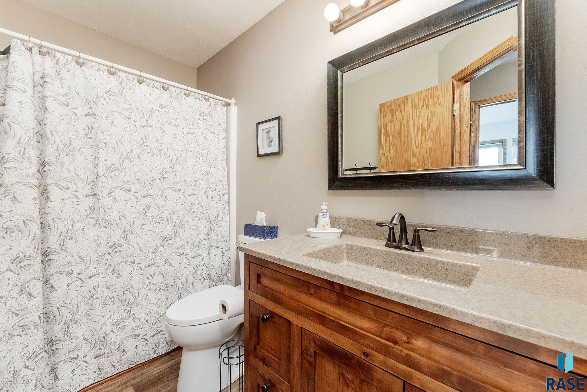 305 W Hackberry St Street, Brandon, New Jersey image 19
