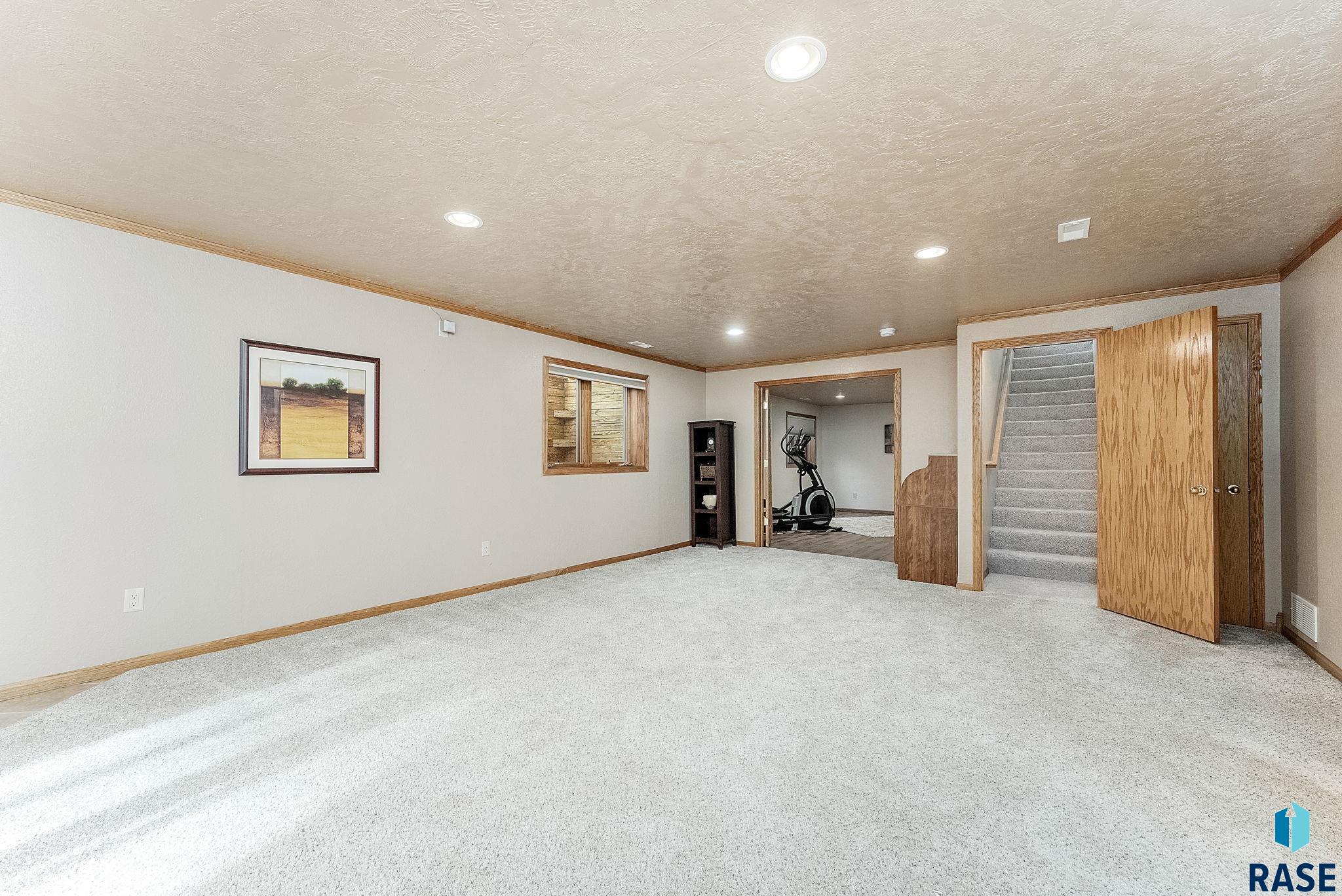 305 W Hackberry St Street, Brandon, New Jersey image 22