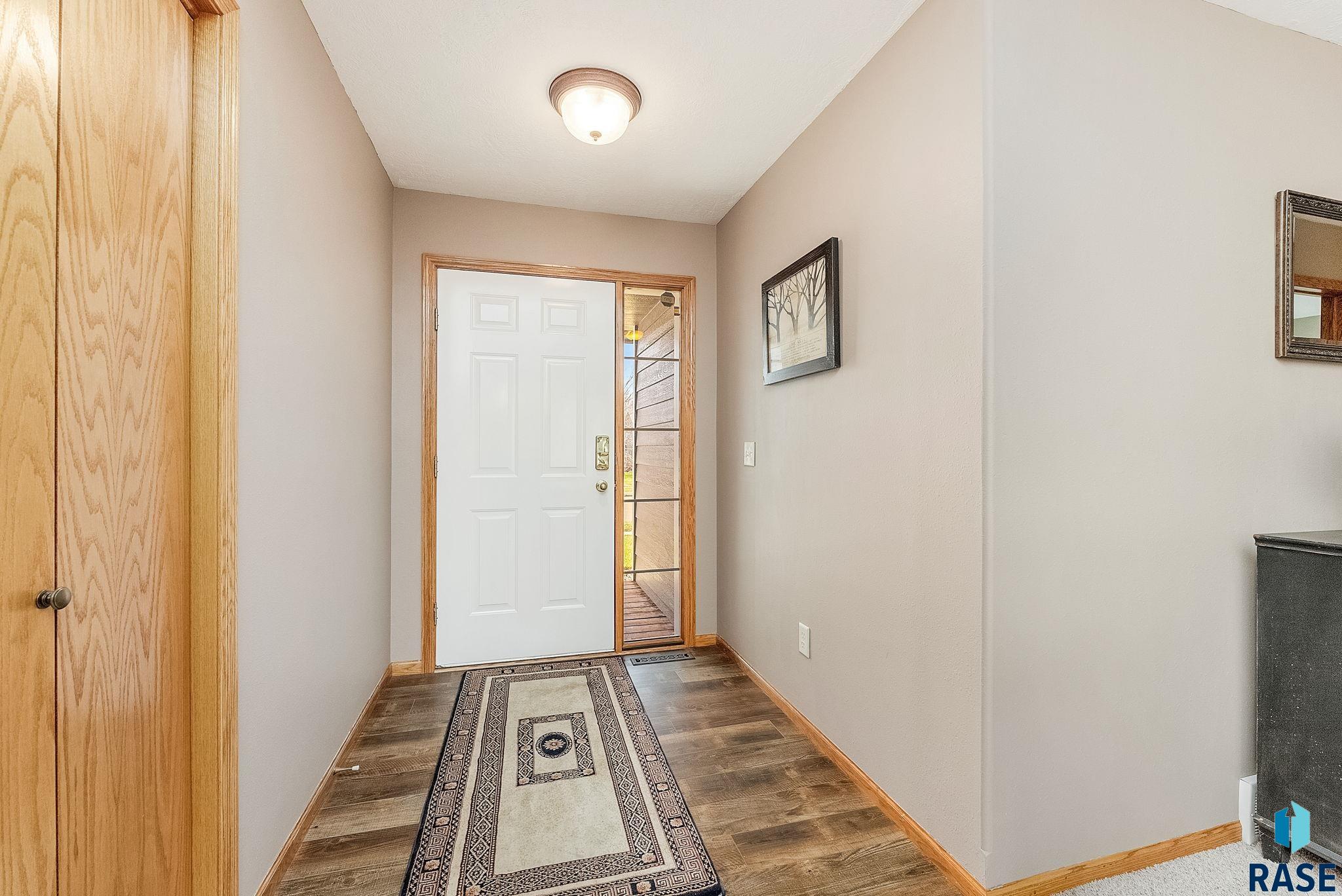 305 W Hackberry St Street, Brandon, New Jersey image 10