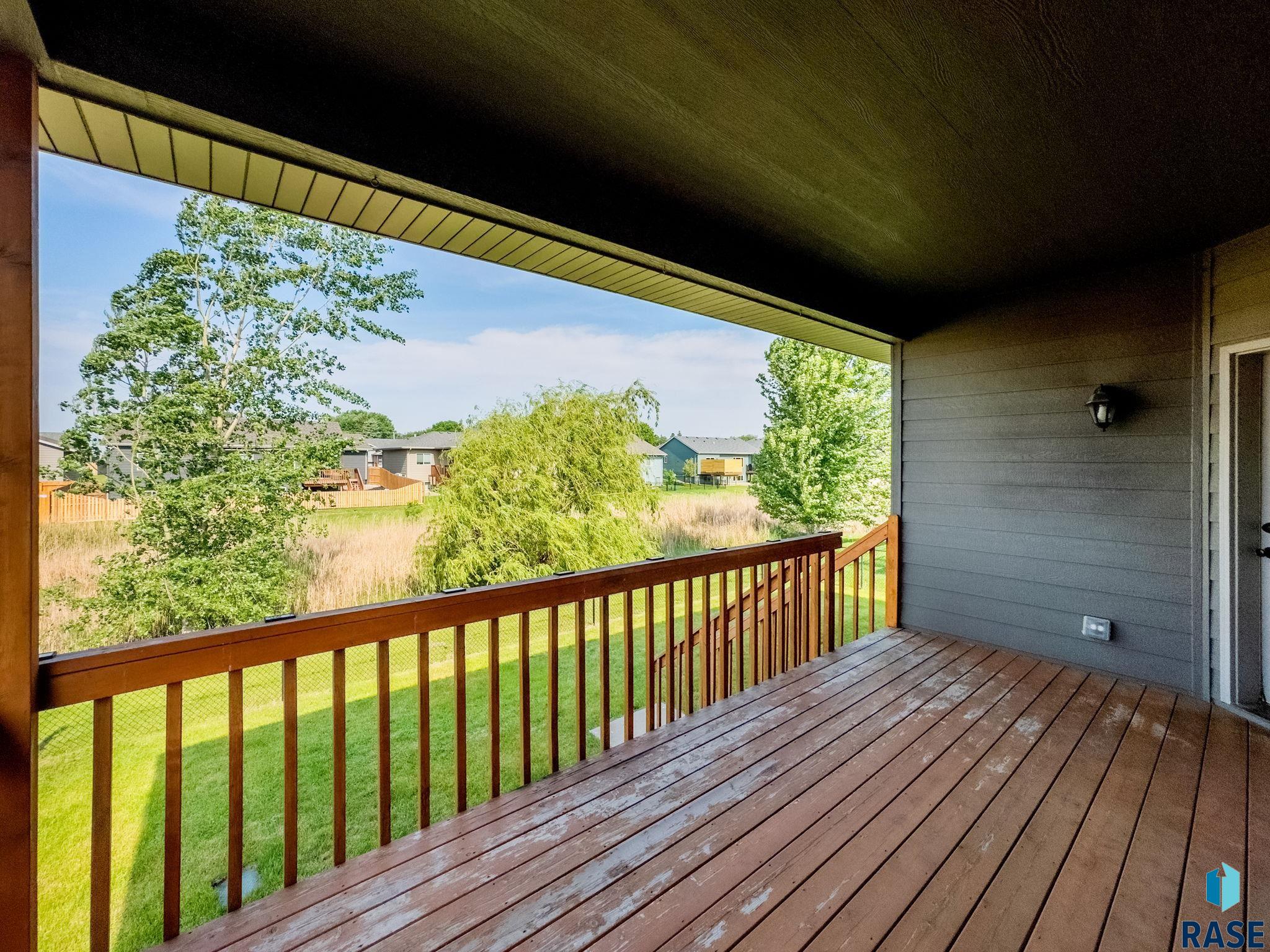 Sioux Falls, South Dakota 57106, United States, 4 Bedrooms Bedrooms, ,3 BathroomsBathrooms,Residential,Active,161320