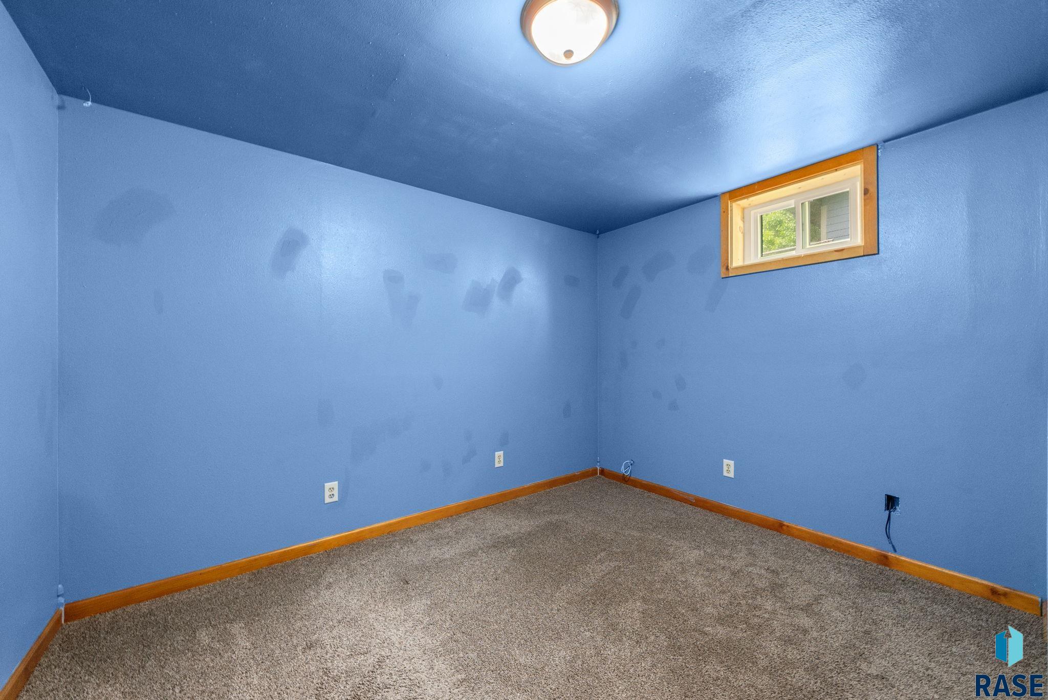607 E 3rd St Street, Crooks, New Jersey image 24