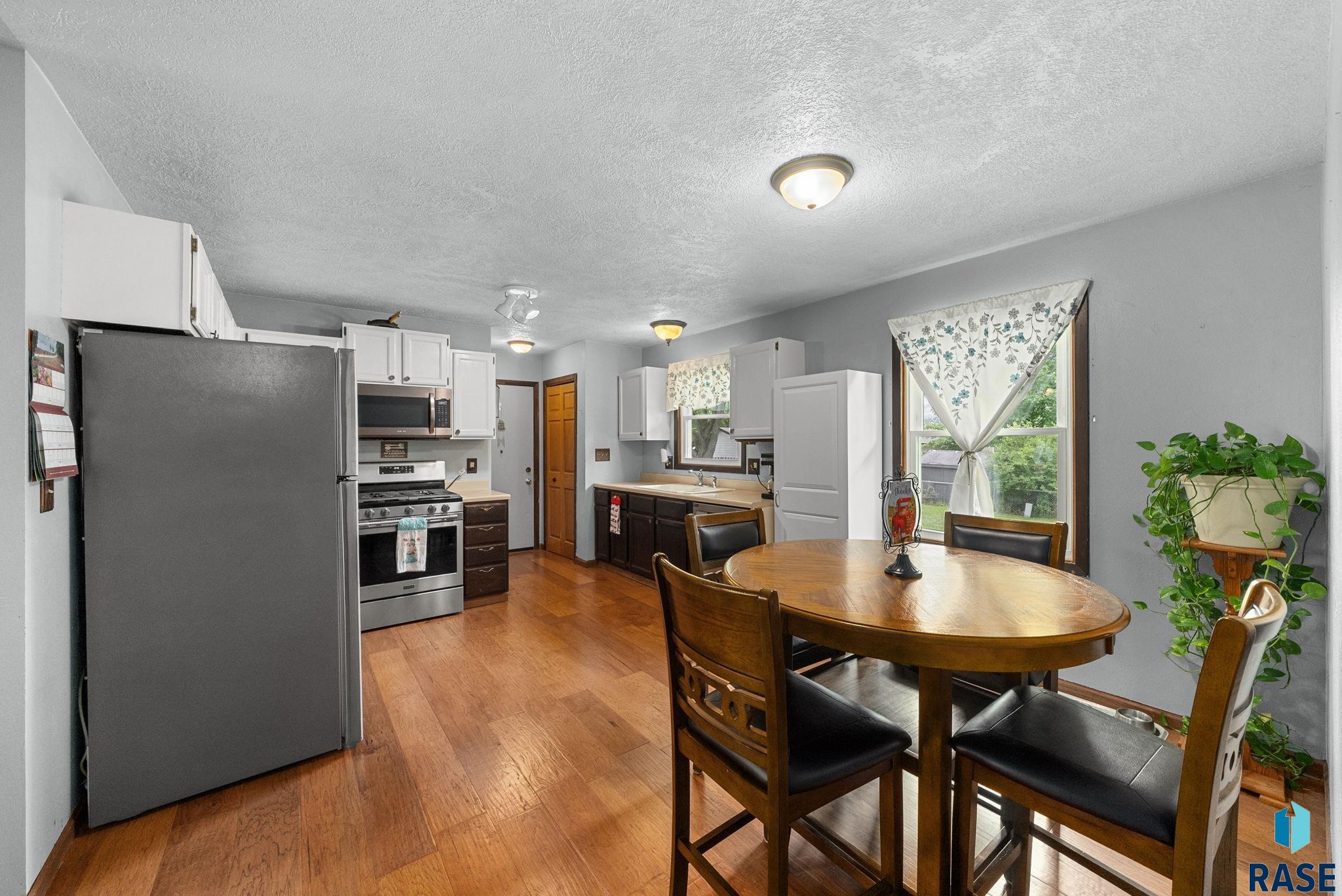 607 E 3rd St Street, Crooks, New Jersey image 7