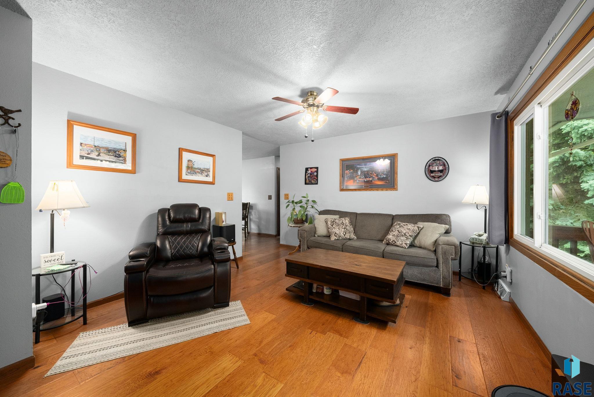 607 E 3rd St Street, Crooks, New Jersey image 5