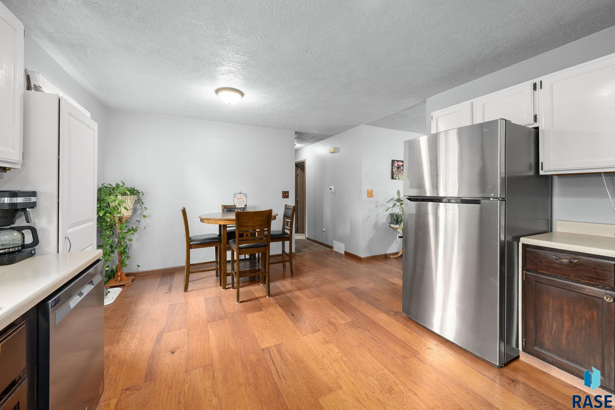 607 E 3rd St Street, Crooks, New Jersey image 12