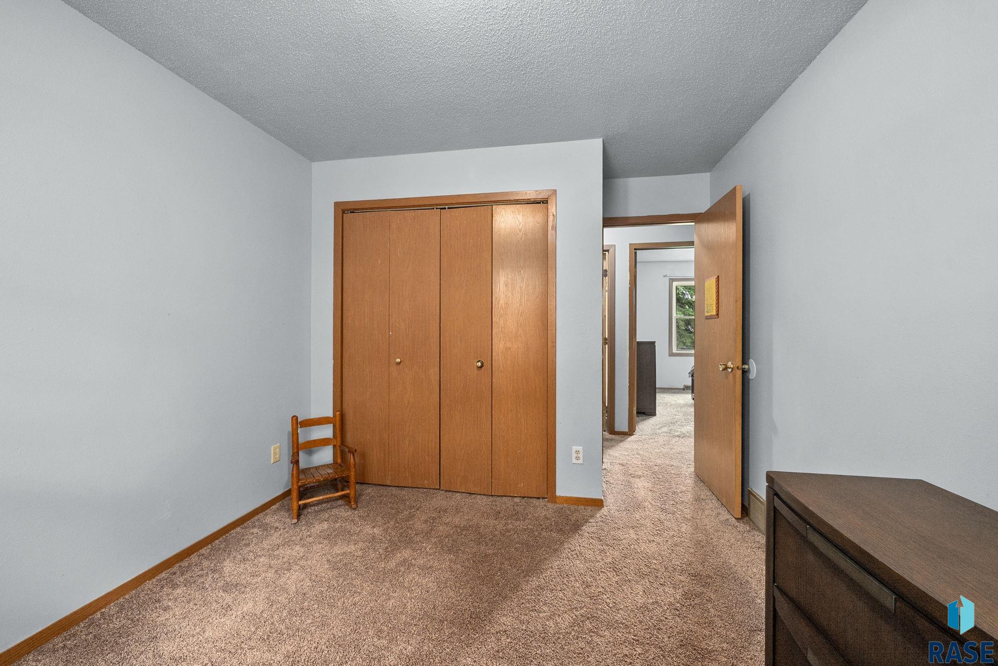 607 E 3rd St Street, Crooks, New Jersey image 19