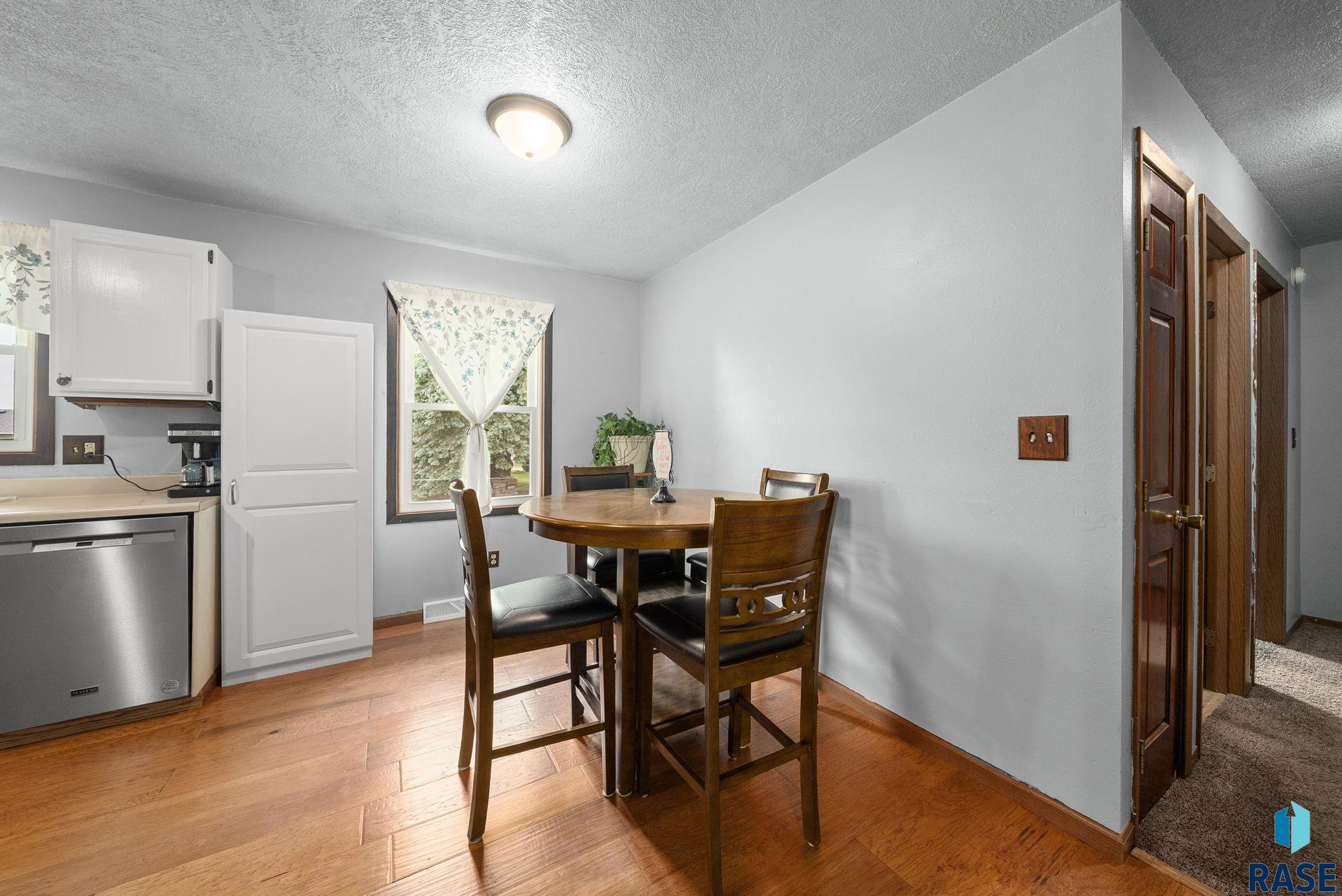 607 E 3rd St Street, Crooks, New Jersey image 8