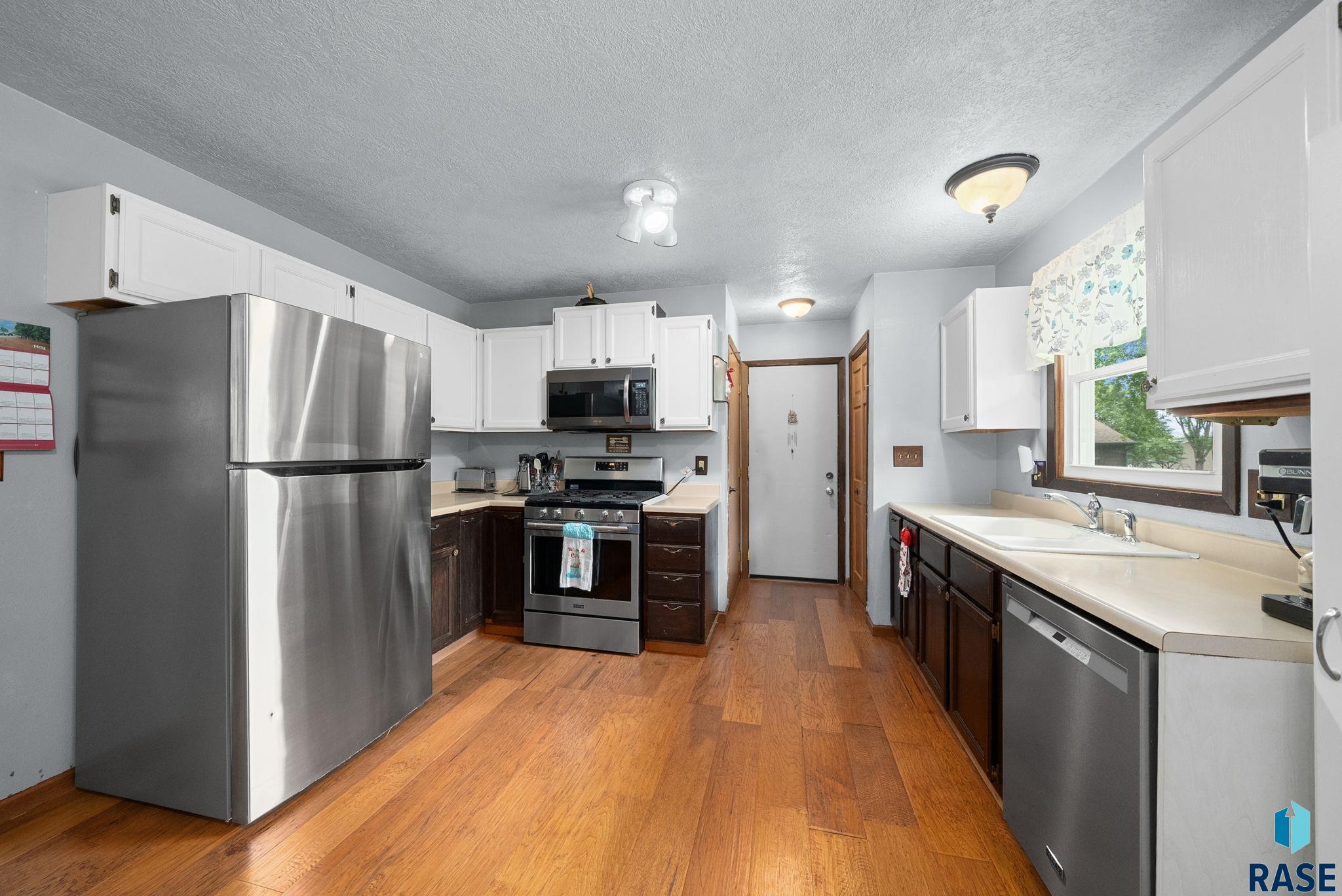 607 E 3rd St Street, Crooks, New Jersey image 9