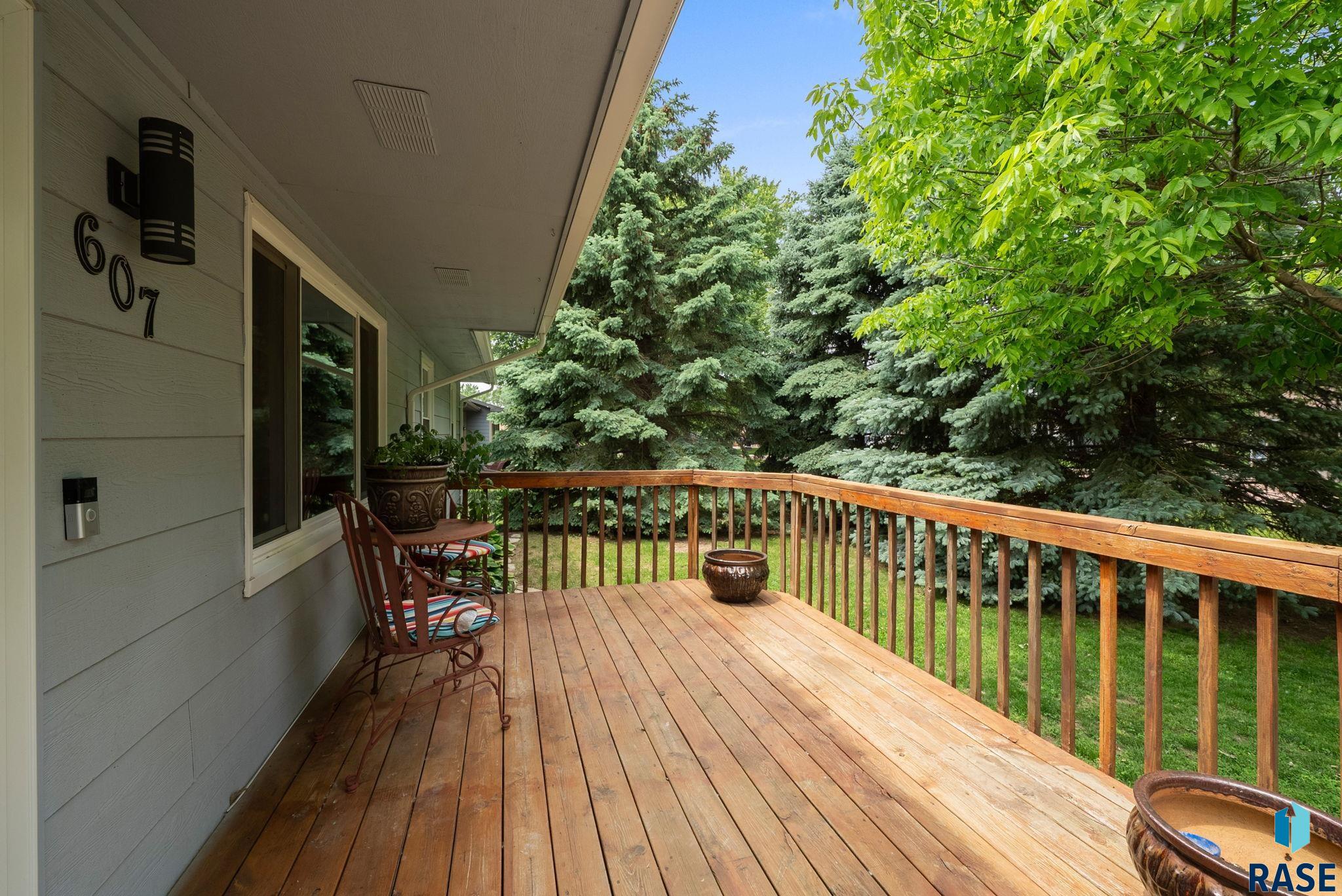 607 E 3rd St Street, Crooks, New Jersey image 3