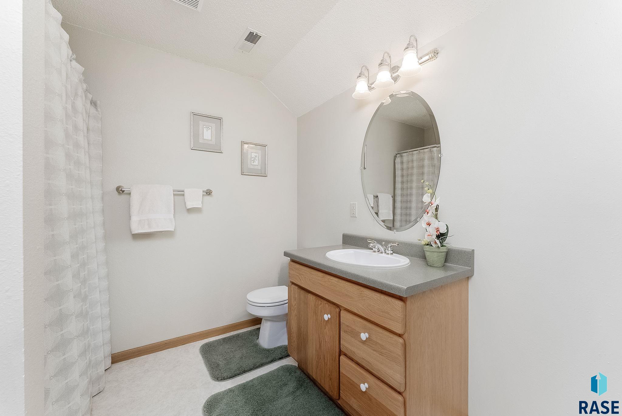 4024 S Brady Ct Court, Sioux Falls, New Jersey image 14