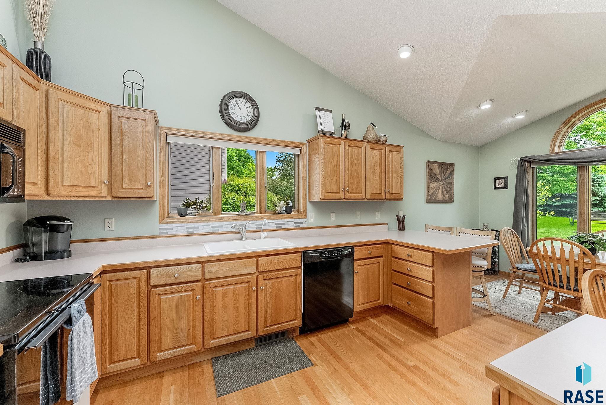 4024 S Brady Ct Court, Sioux Falls, New Jersey image 6