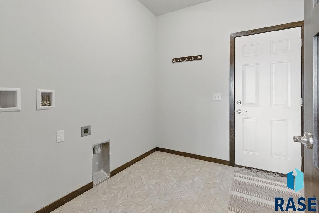 4005 S Pisidian Ave Avenue, Sioux Falls, New Jersey image 25