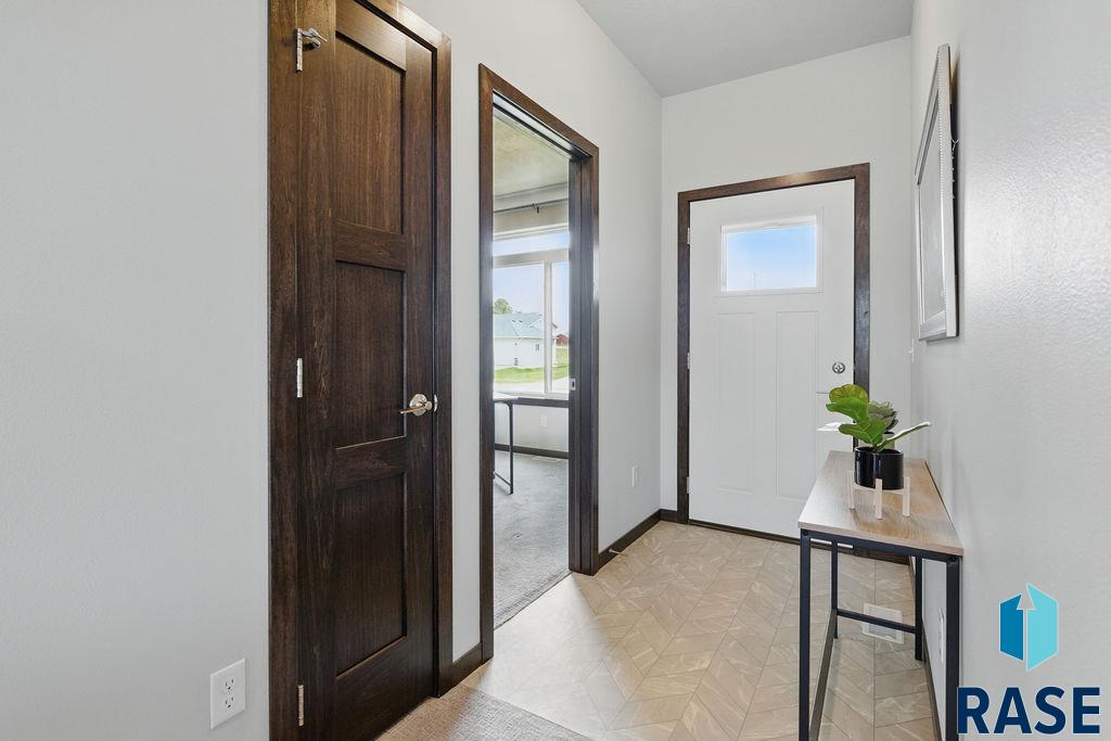 4005 S Pisidian Ave Avenue, Sioux Falls, New Jersey image 28