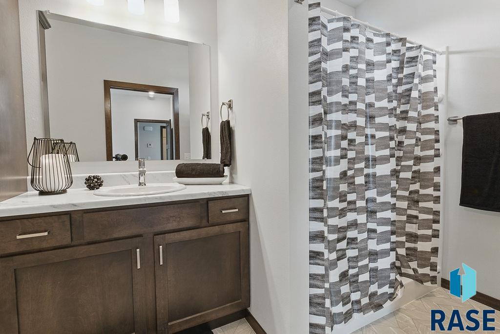 4005 S Pisidian Ave Avenue, Sioux Falls, New Jersey image 33
