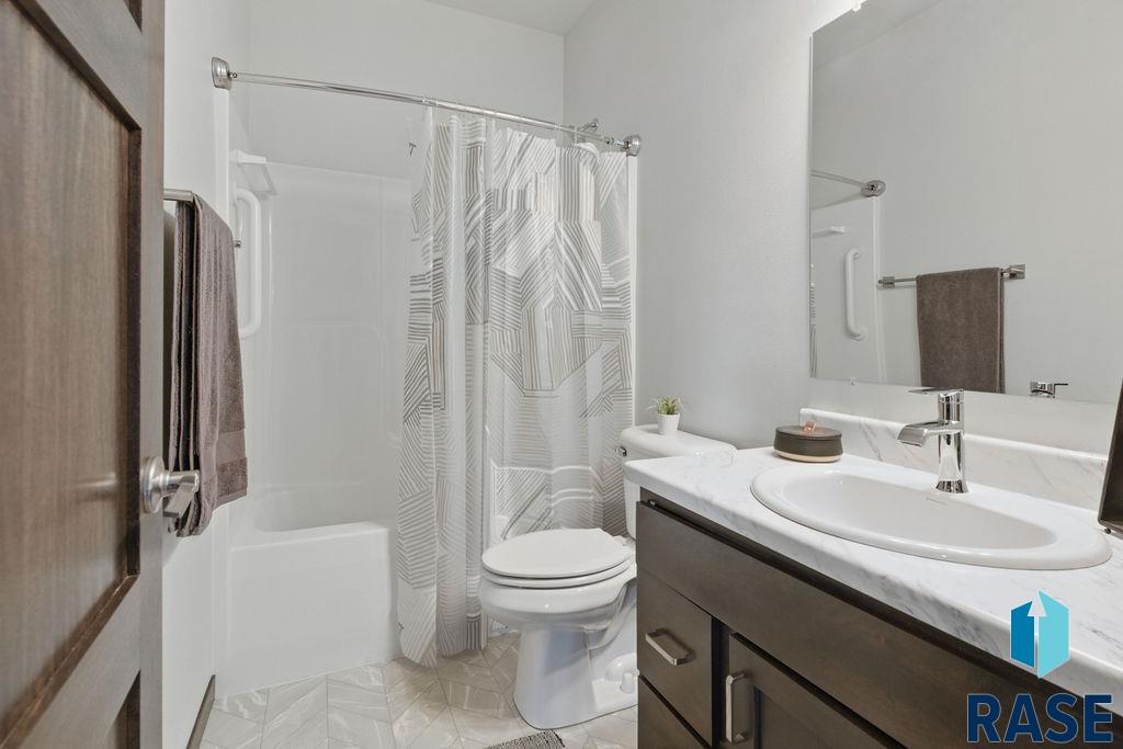 4005 S Pisidian Ave Avenue, Sioux Falls, New Jersey image 27