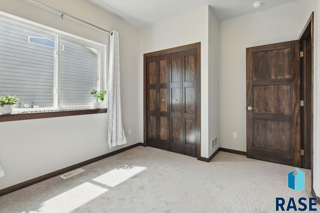 4005 S Pisidian Ave Avenue, Sioux Falls, New Jersey image 30