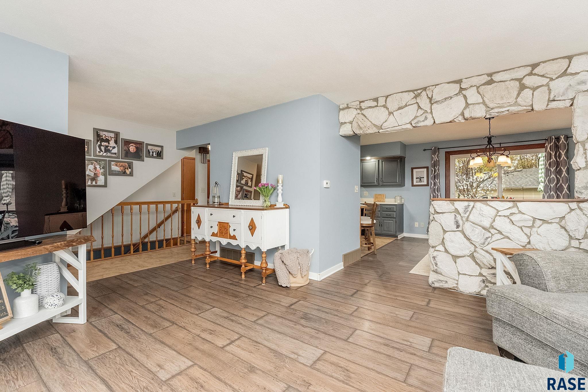 2709 W 37th St Street, Sioux Falls, New Jersey image 3