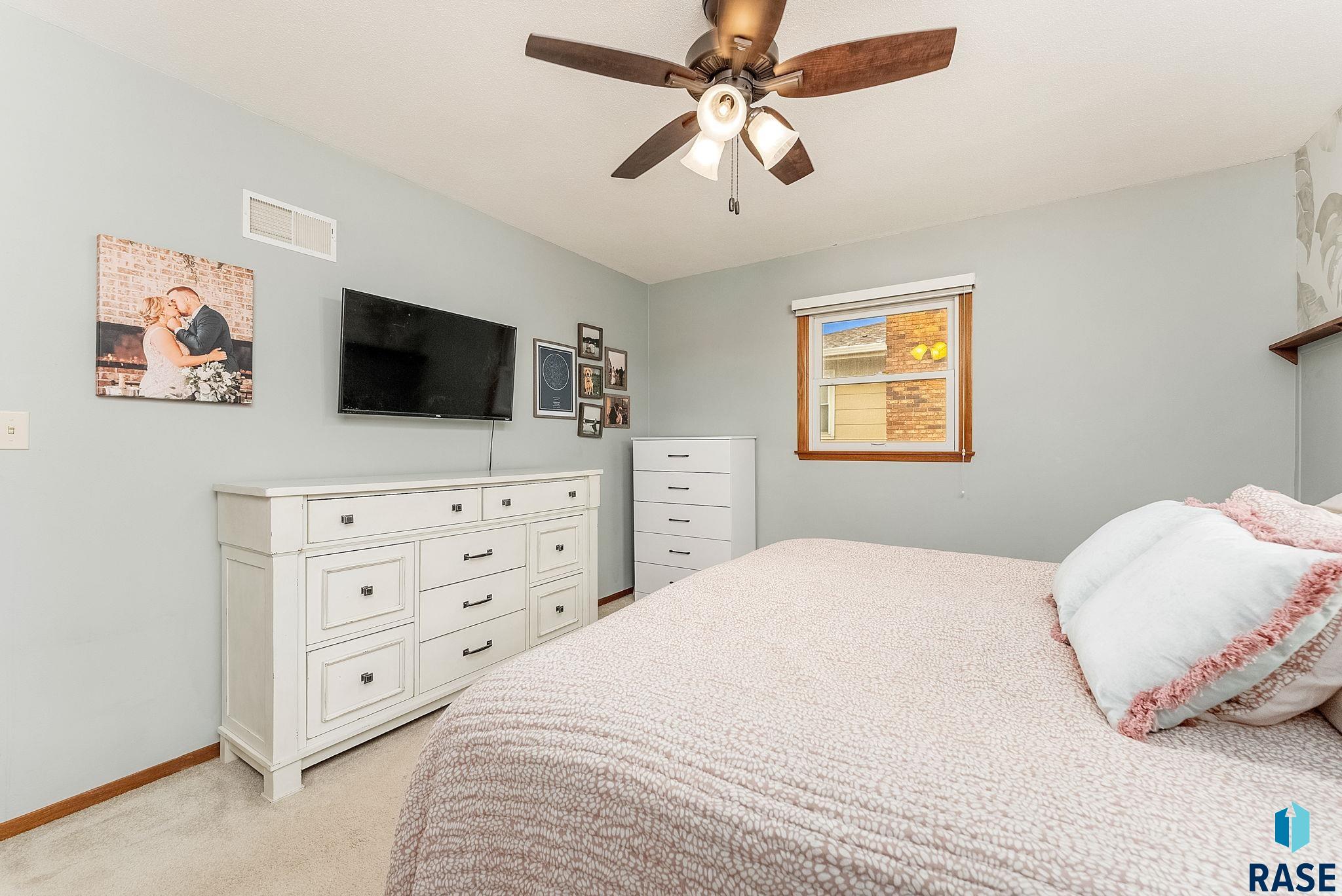 2709 W 37th St Street, Sioux Falls, New Jersey image 14