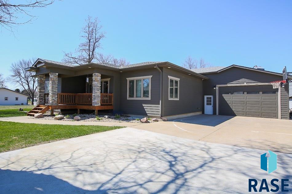 105 N Nora St Street, Viborg, South Dakota image 3