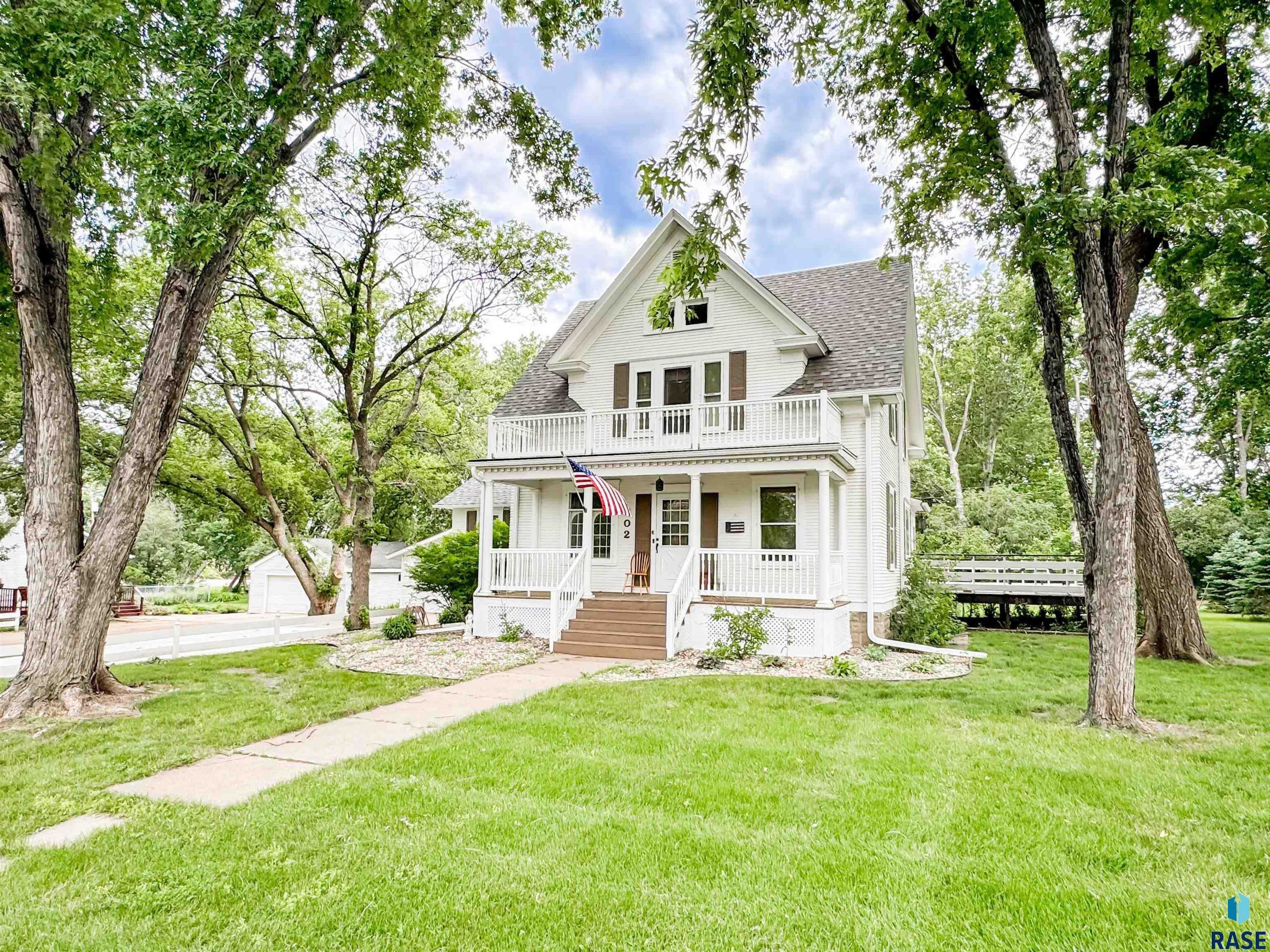 602 E Lynn Ave Avenue, Canton, South Dakota image 2