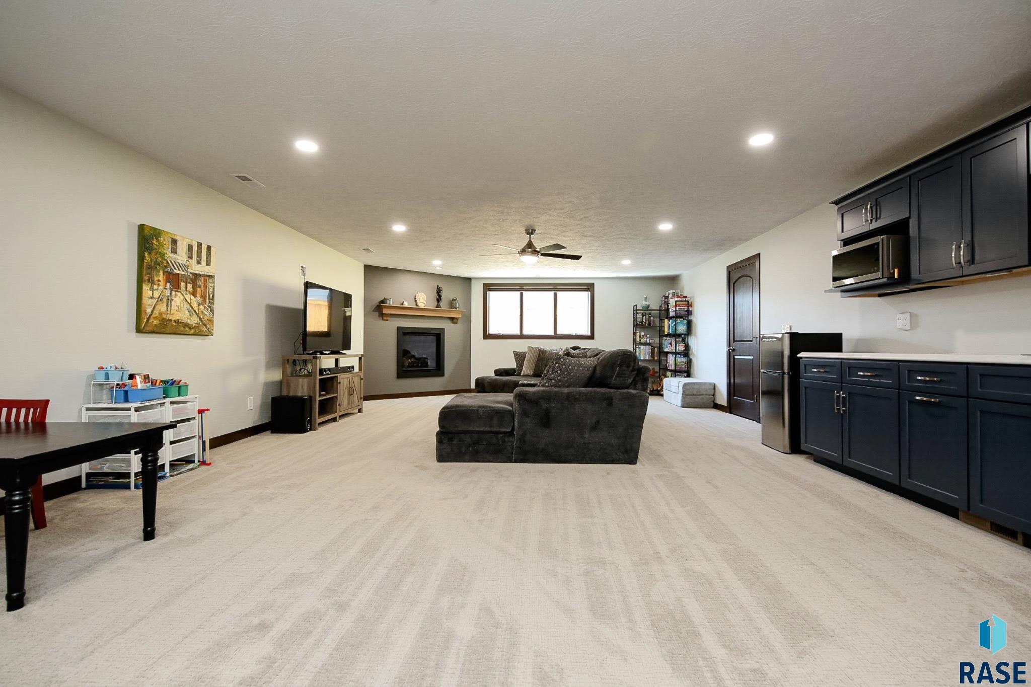 6909 E 37th St Street, Sioux Falls, South Dakota image 41