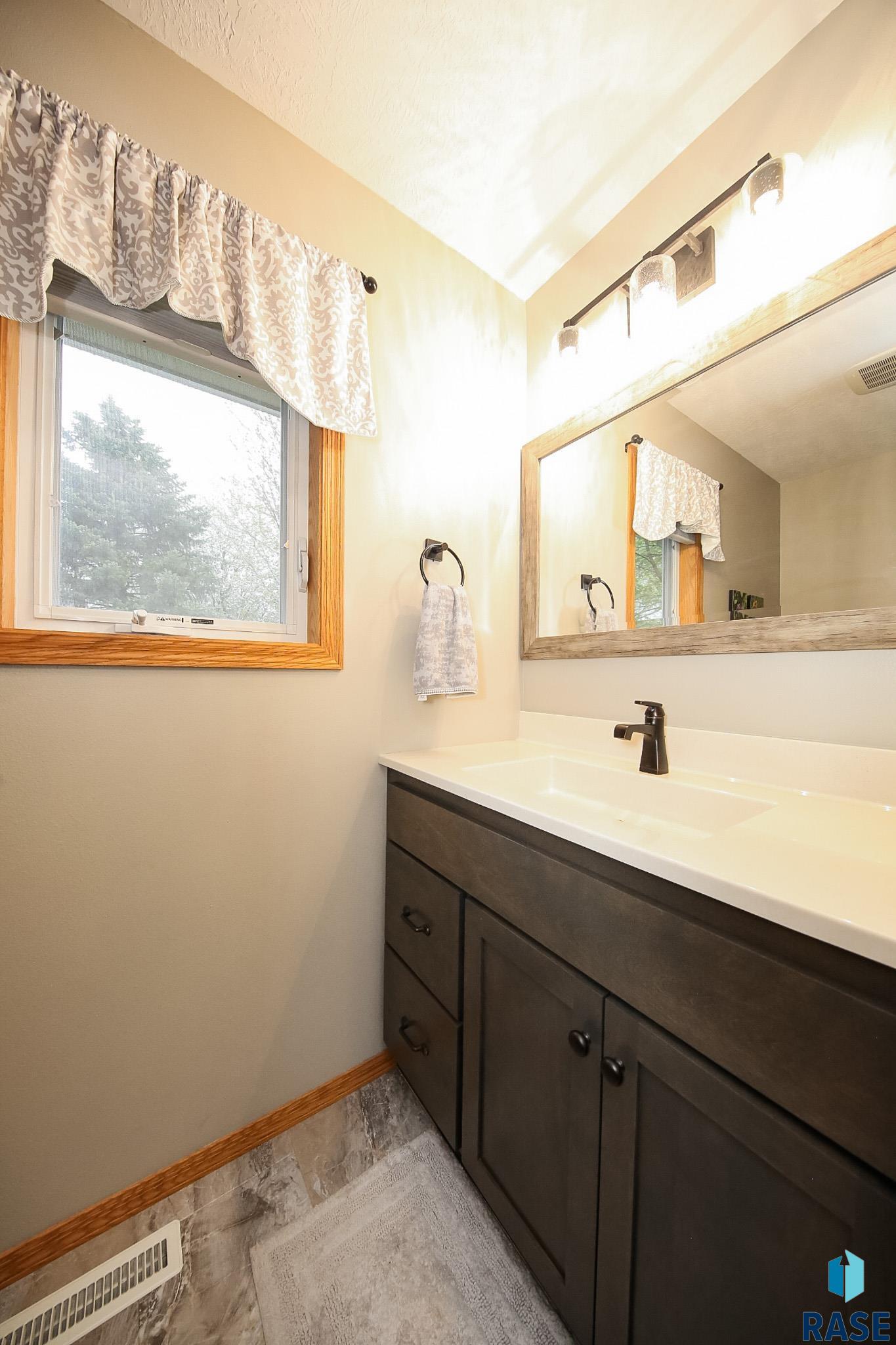 1400 S Lakota Ave Avenue, Brandon, New Jersey image 18