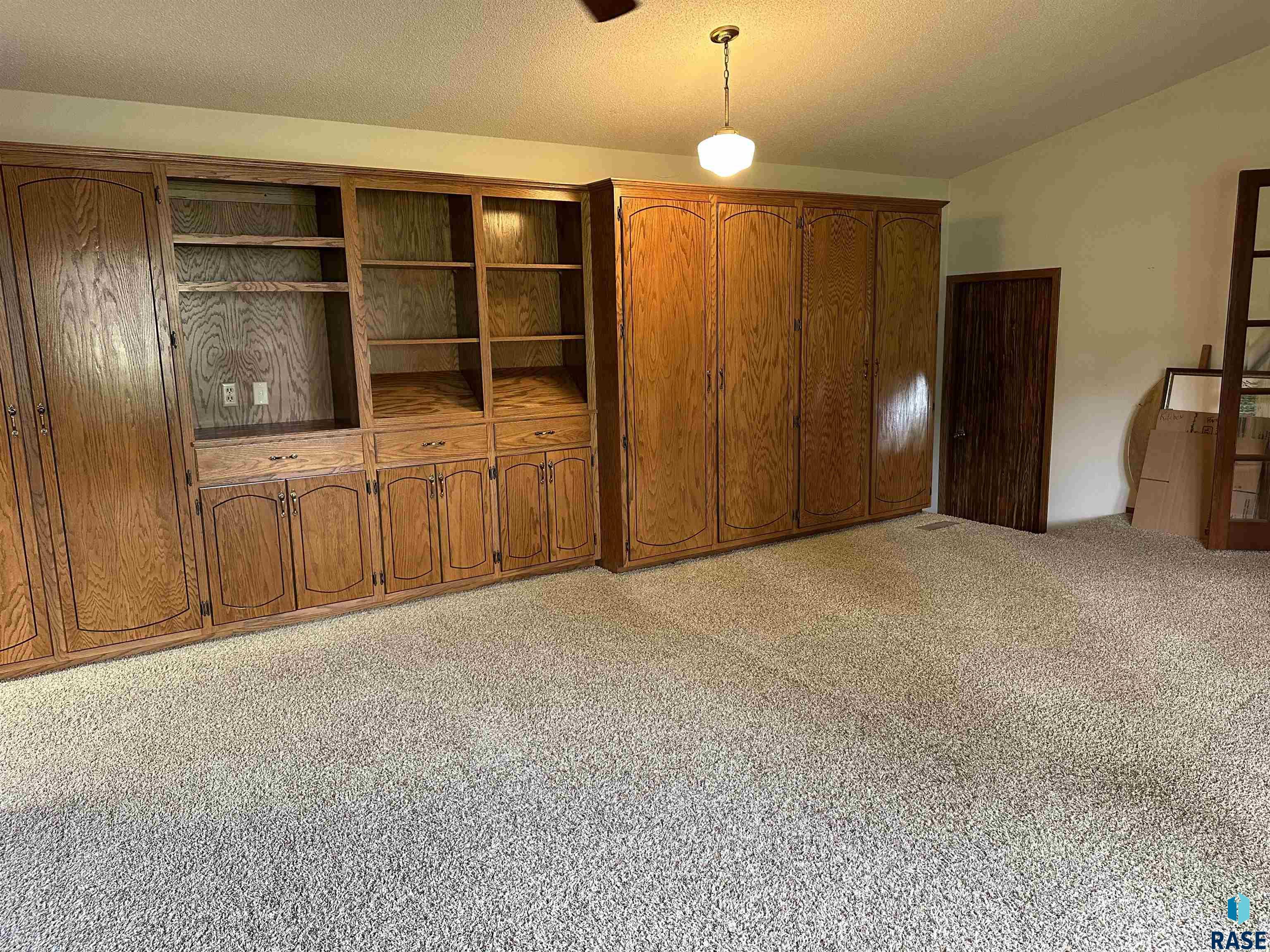 405 S Pine St Street, Menno, South Dakota image 45