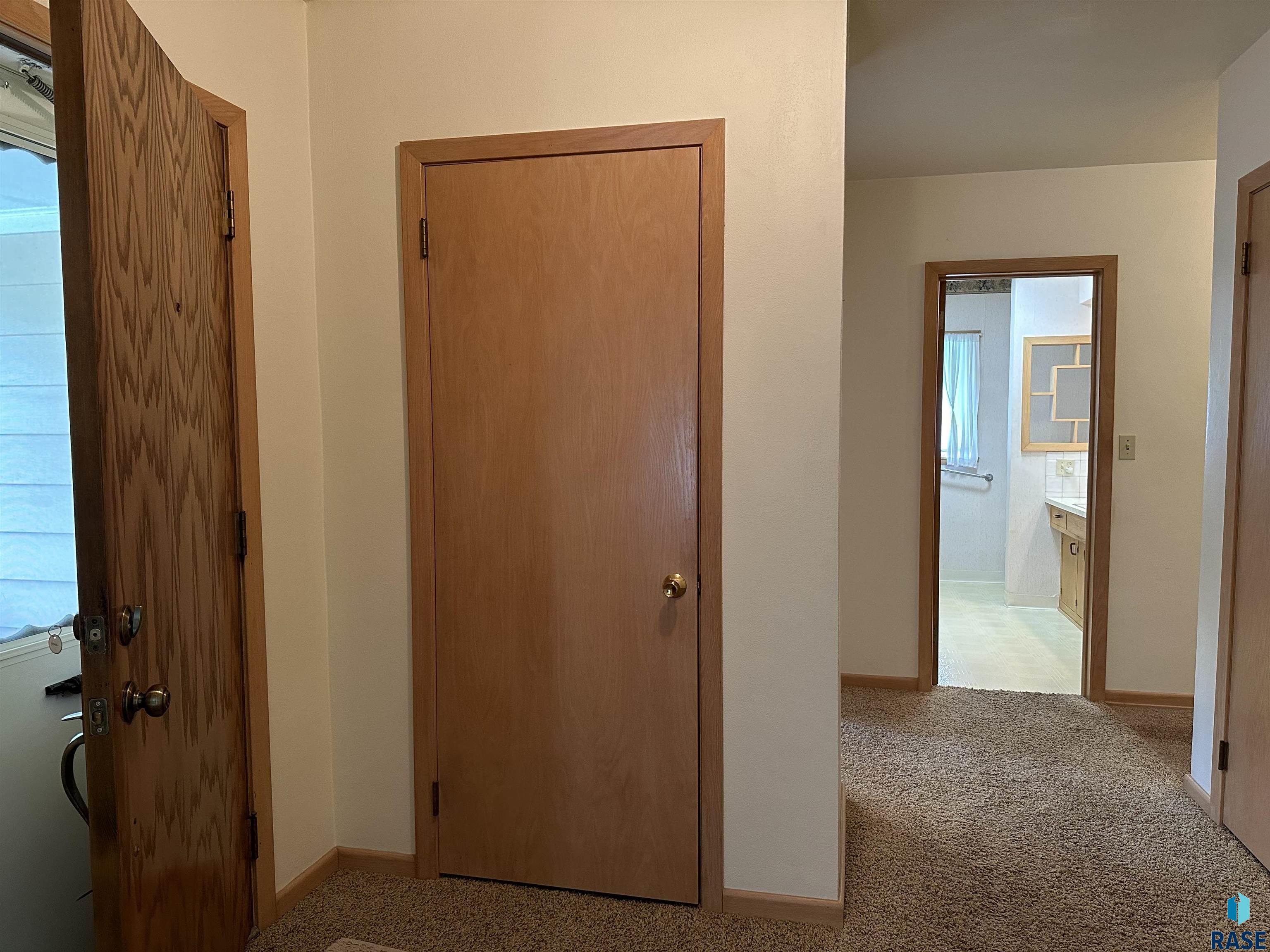 405 S Pine St Street, Menno, South Dakota image 12