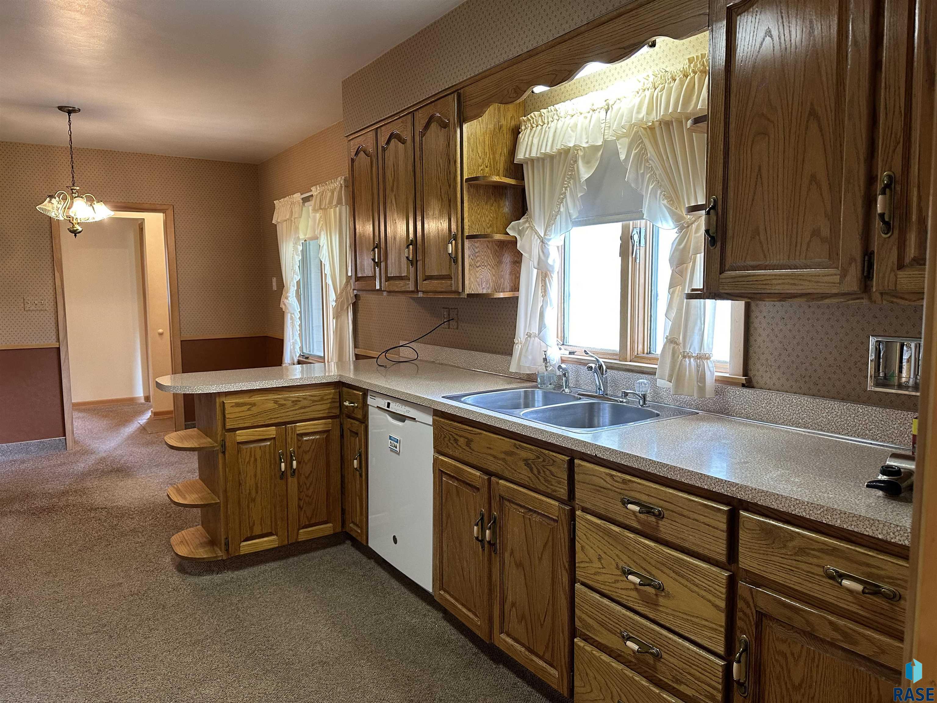 405 S Pine St Street, Menno, South Dakota image 24