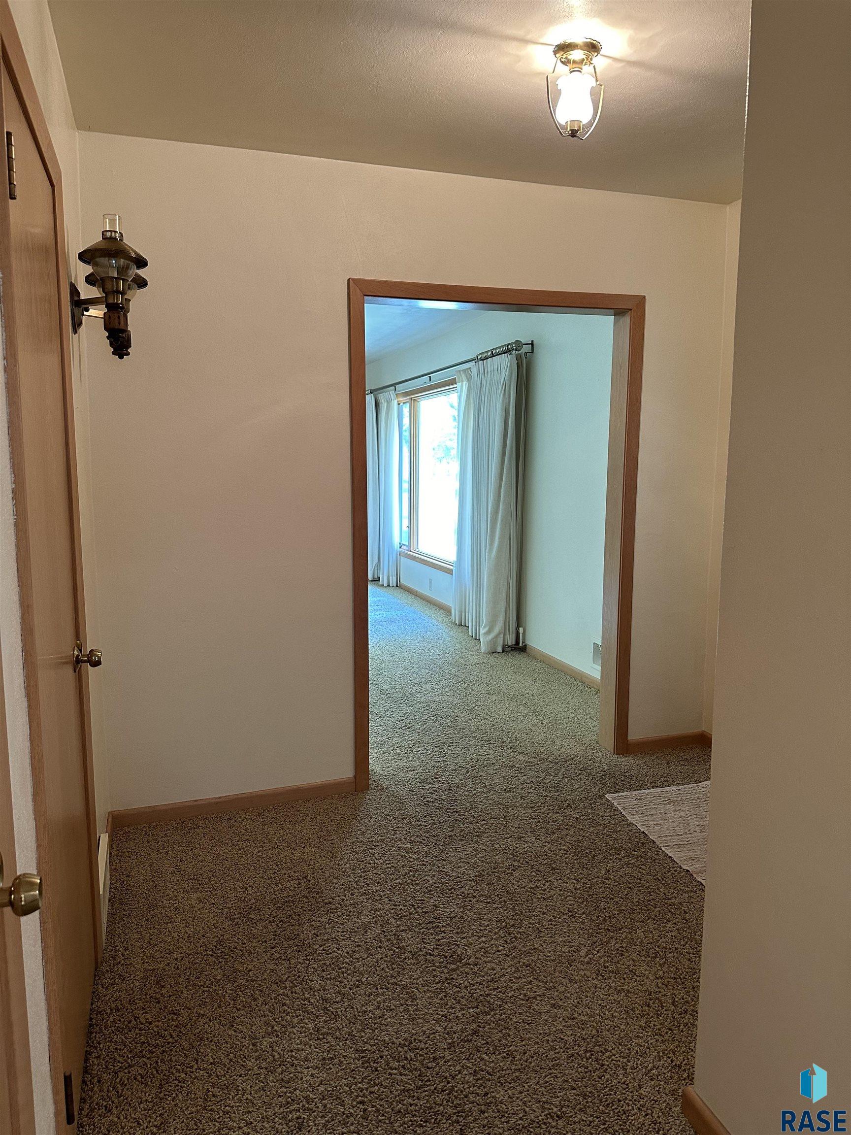 405 S Pine St Street, Menno, South Dakota image 13
